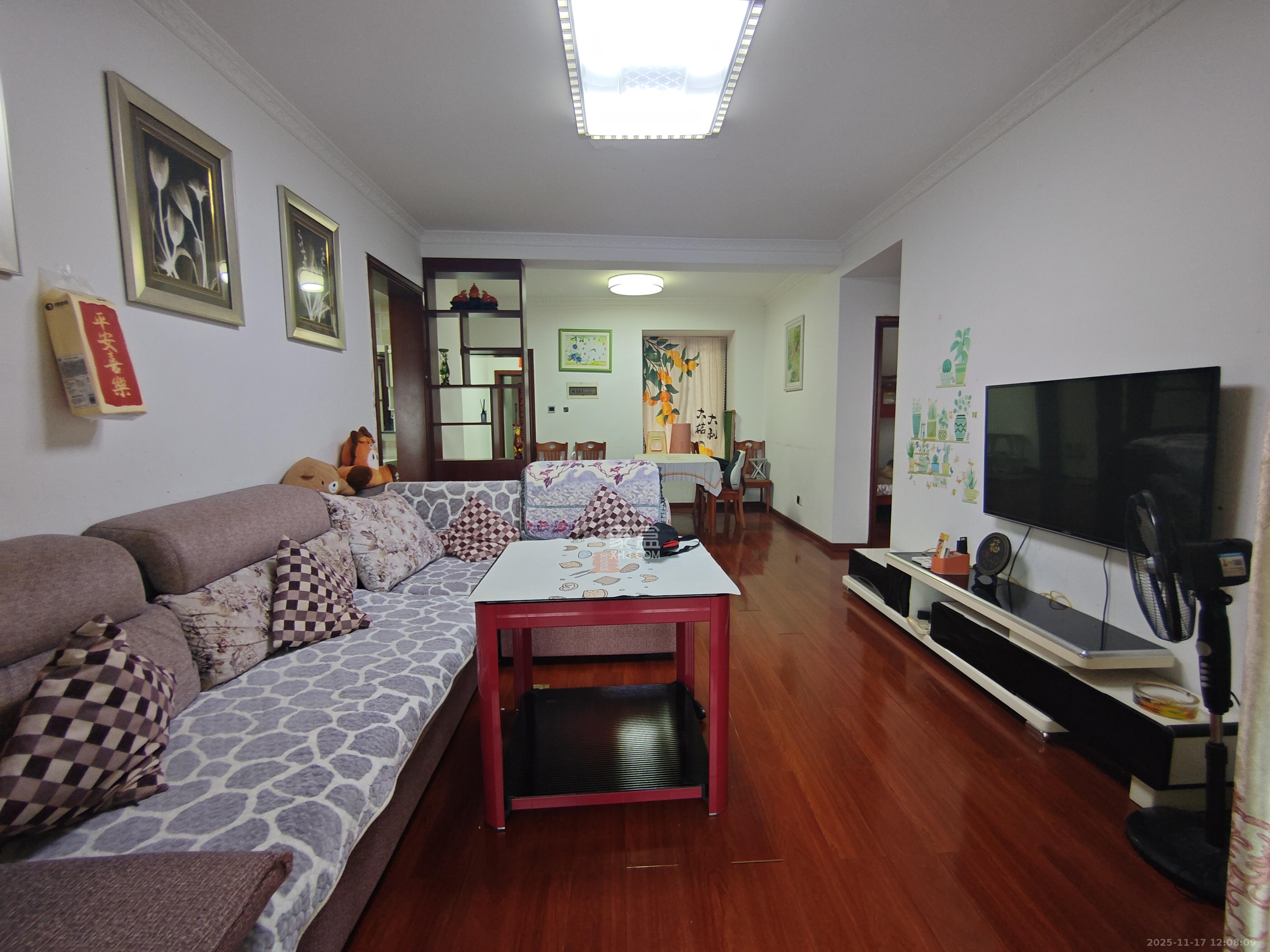 保利麓谷林语B区  3室2厅1卫    2300.0元/月室内图