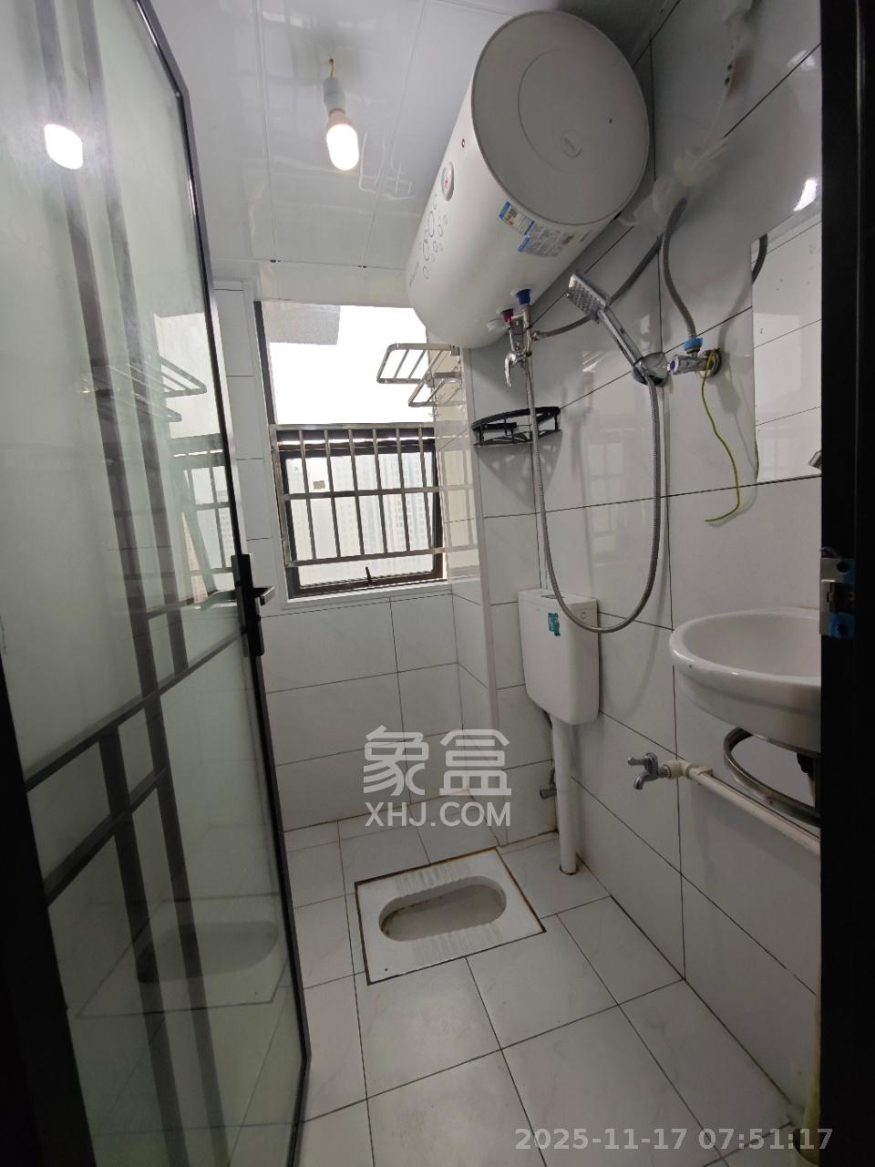 骑龙大街(骑龙苑) 1室0厅1卫 800.0元/月 骑龙大街(骑龙苑) 1室0厅1卫 800.0元/月室内图