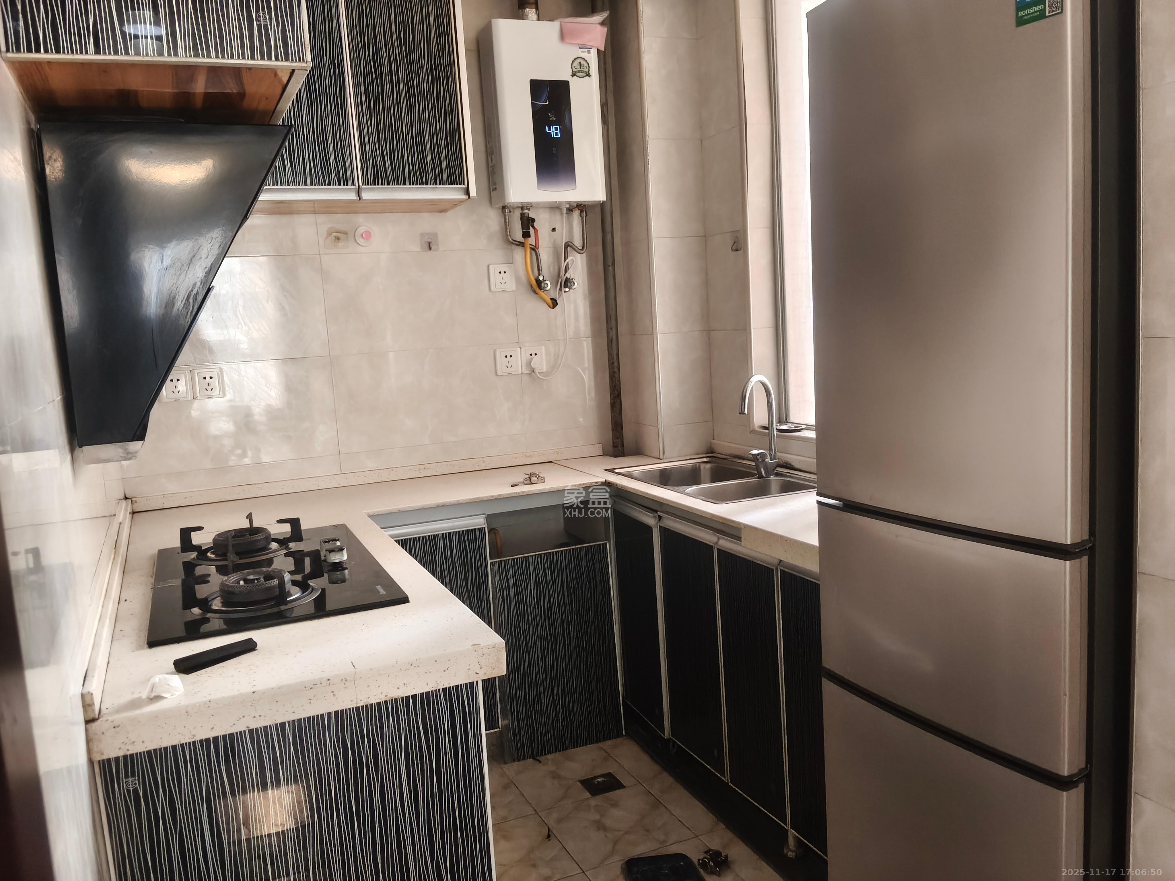 恒广国际景园一二区 2室2厅1卫 1800.0元/月 恒广国际景园一二区 2室2厅1卫 1800.0元/月室内图