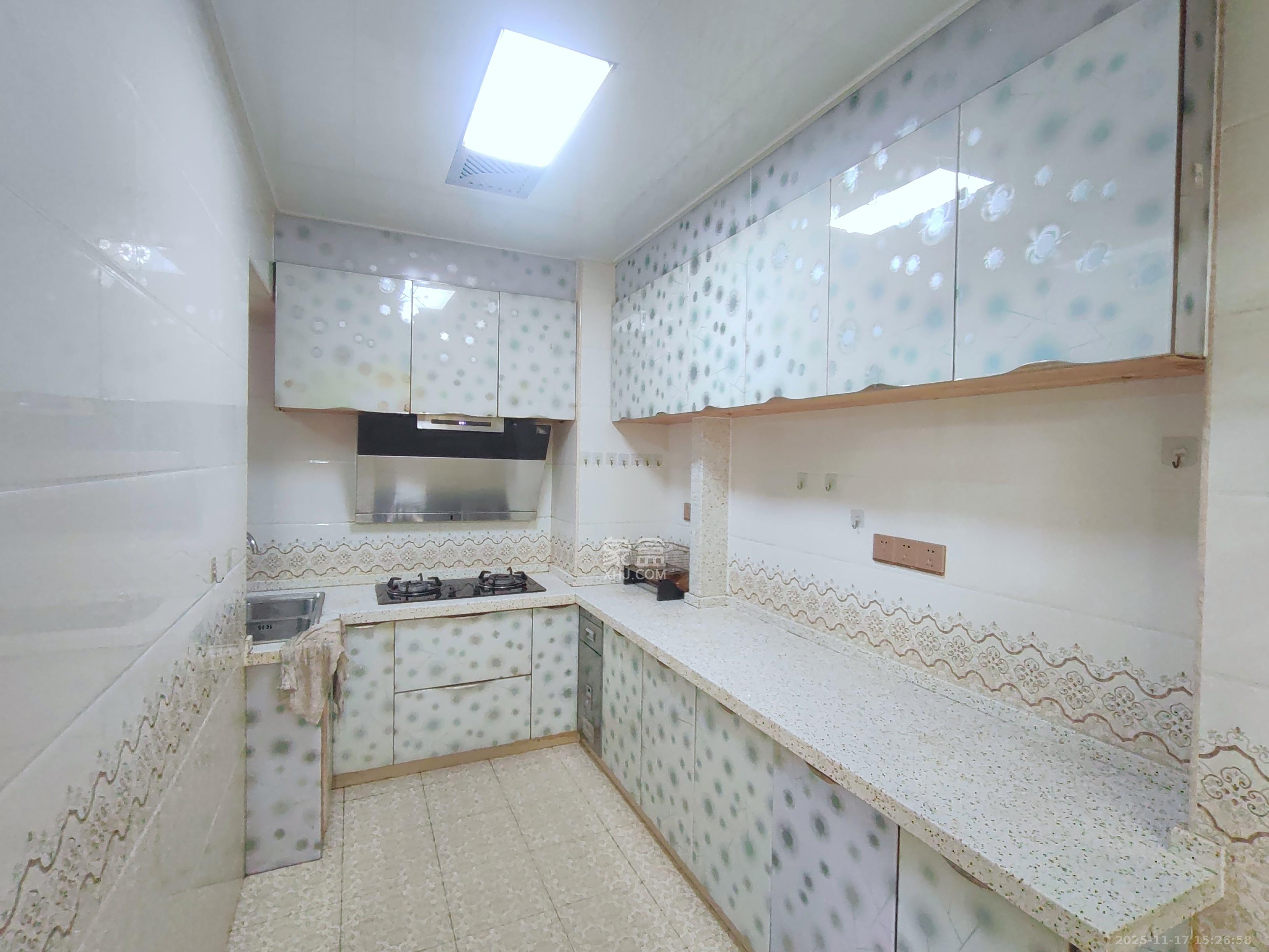 家兴苑  2室2厅1卫    2000.0元/月室内图