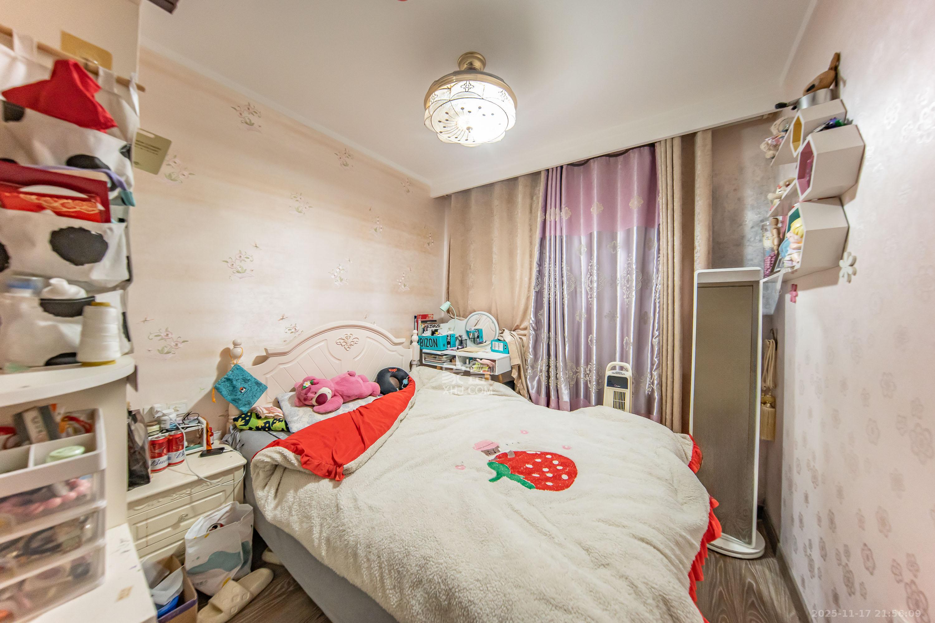 恒伟湘江时代 1室0厅0卫 158.0万 恒伟湘江时代 1室0厅0卫 158.0万卧室