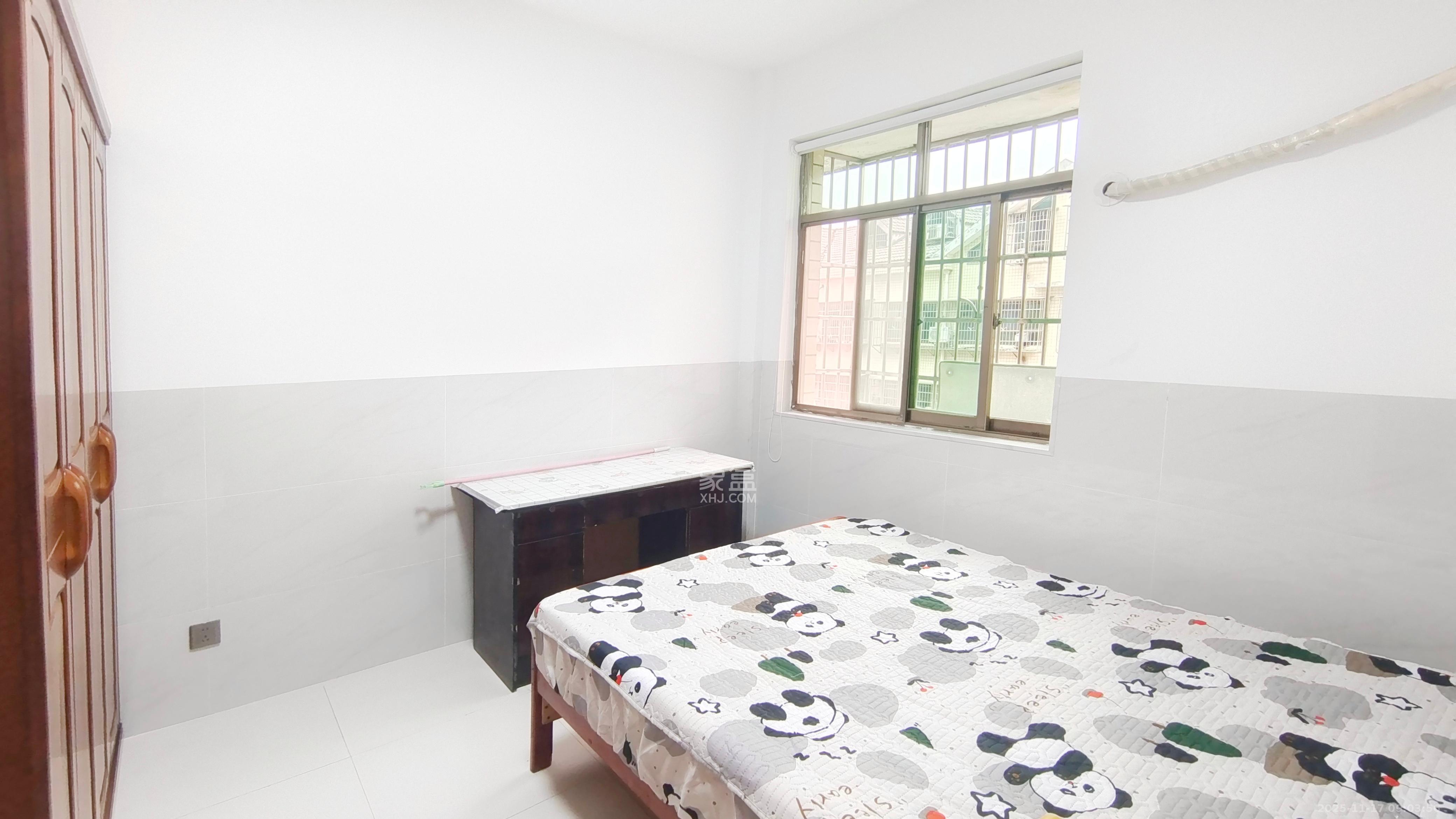 高岭小区  1室1厅1卫    1200.0元/月室内图