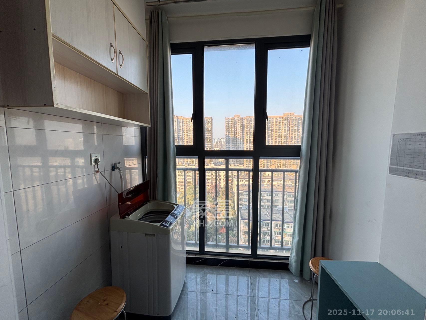 裕天国际商汇中心  1室1厅1卫    1100.0元/月室内图