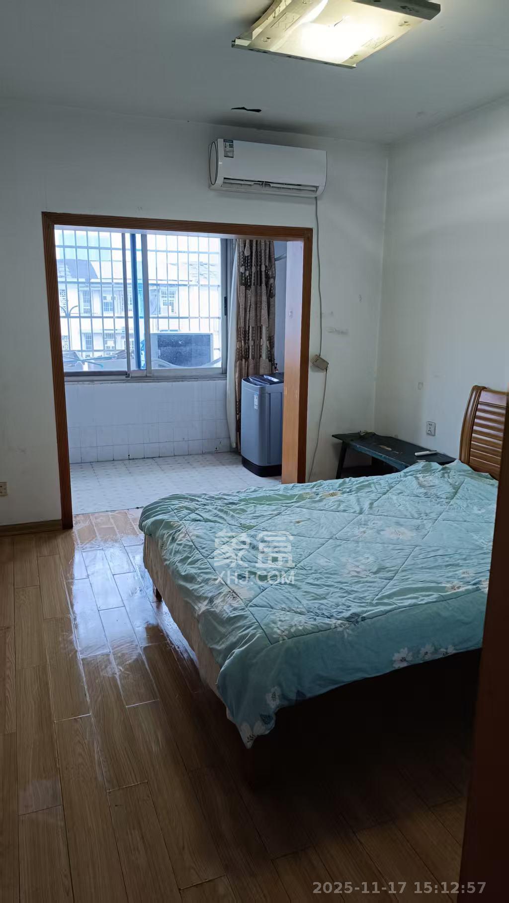 建湘新村  3室1厅1卫    1800.0元/月室内图