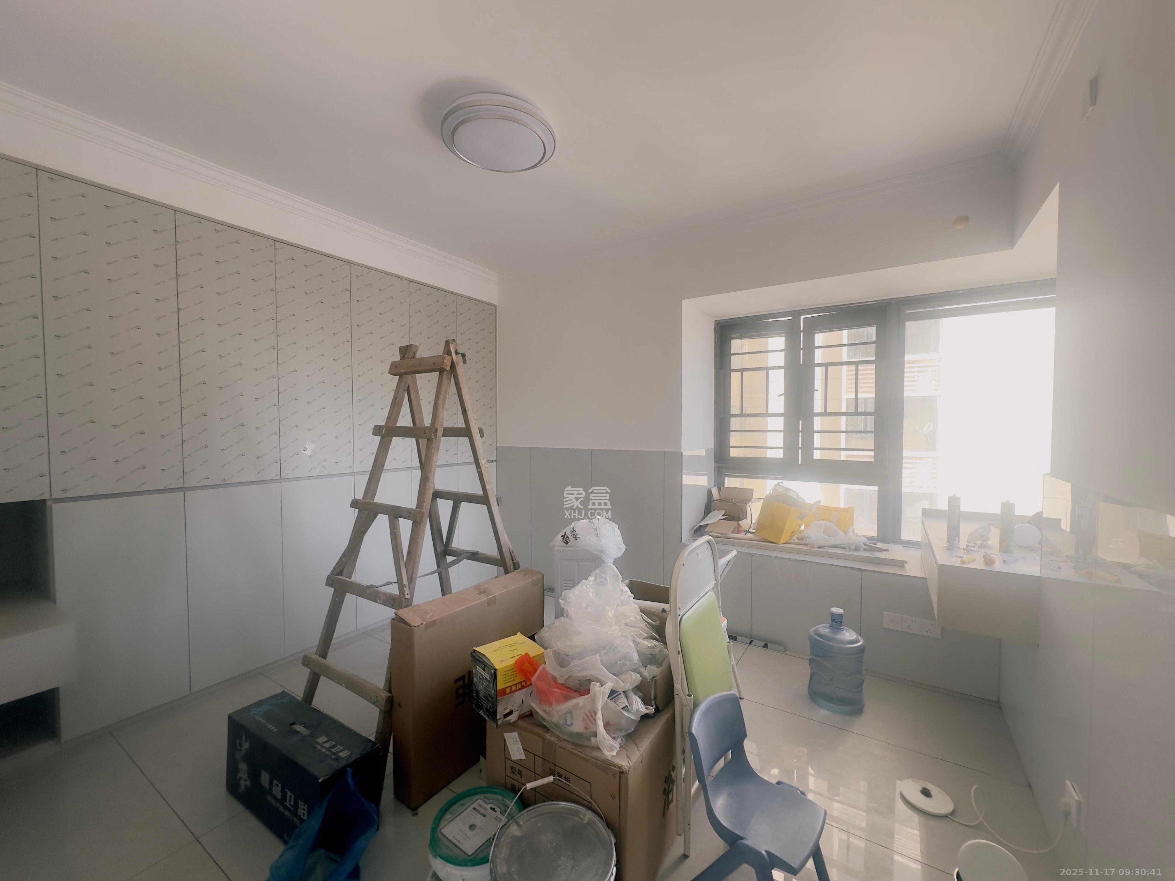 金石蓉园  2室1厅1卫    2400.0元/月室内图