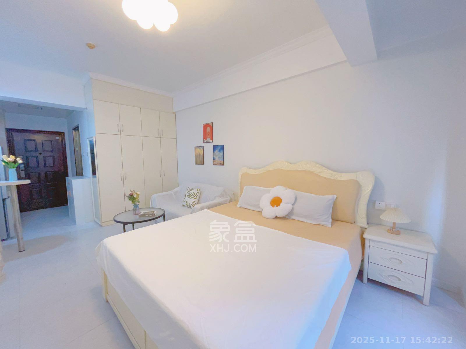 阳光锦城  1室1厅1卫    1600.0元/月室内图