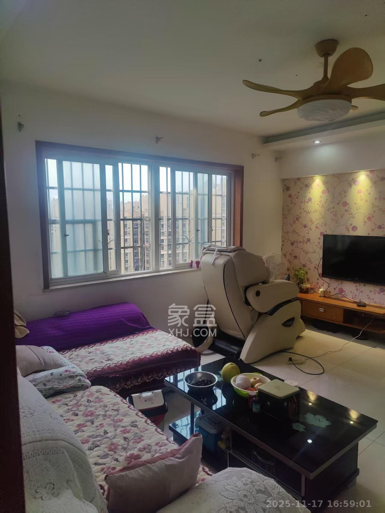 锦璨家园  3室2厅1卫    1600.0元/月