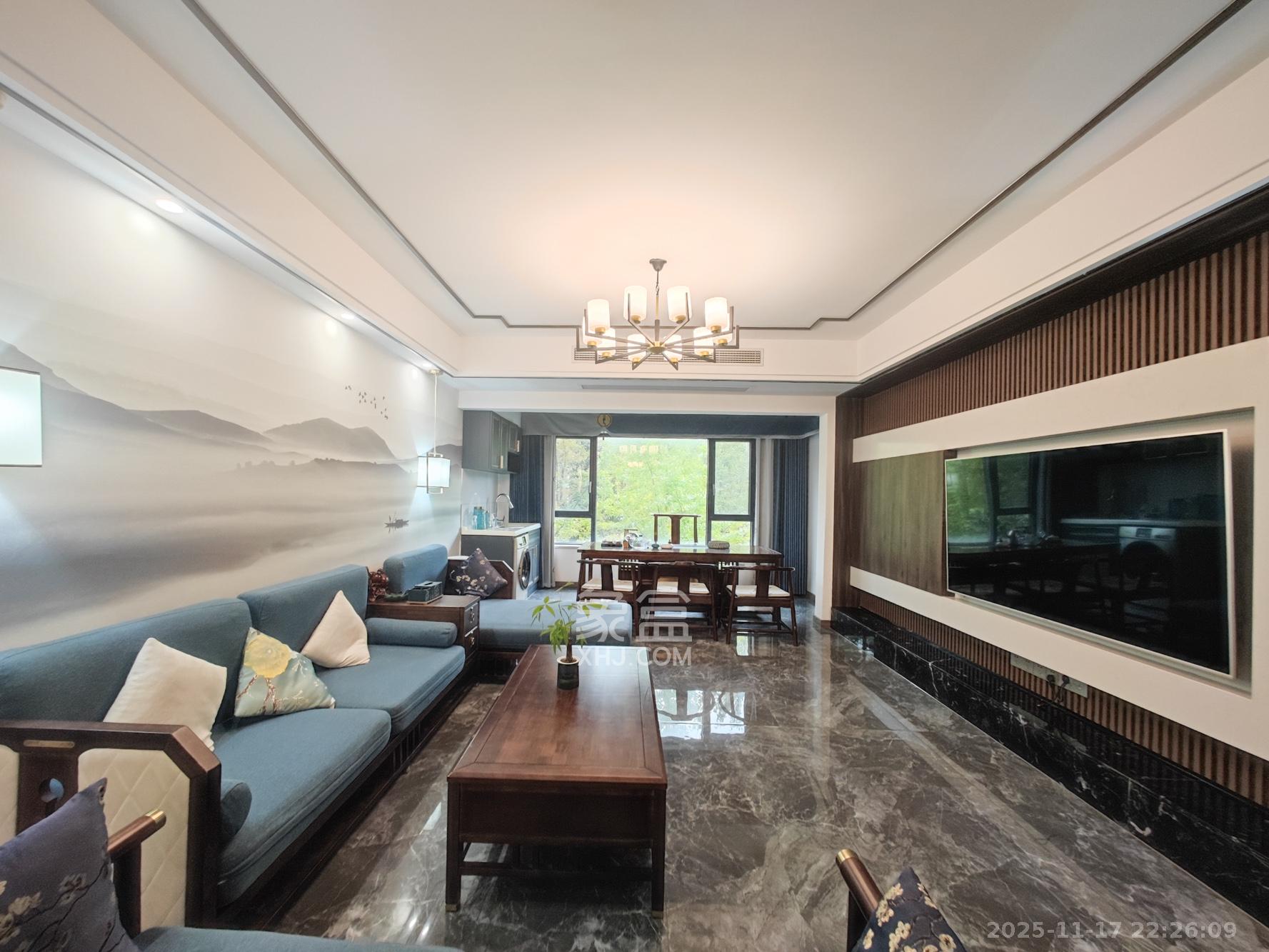 托斯卡纳洋房高层 4室2厅2卫 175.0万 托斯卡纳洋房高层 4室2厅2卫 175.0万客厅