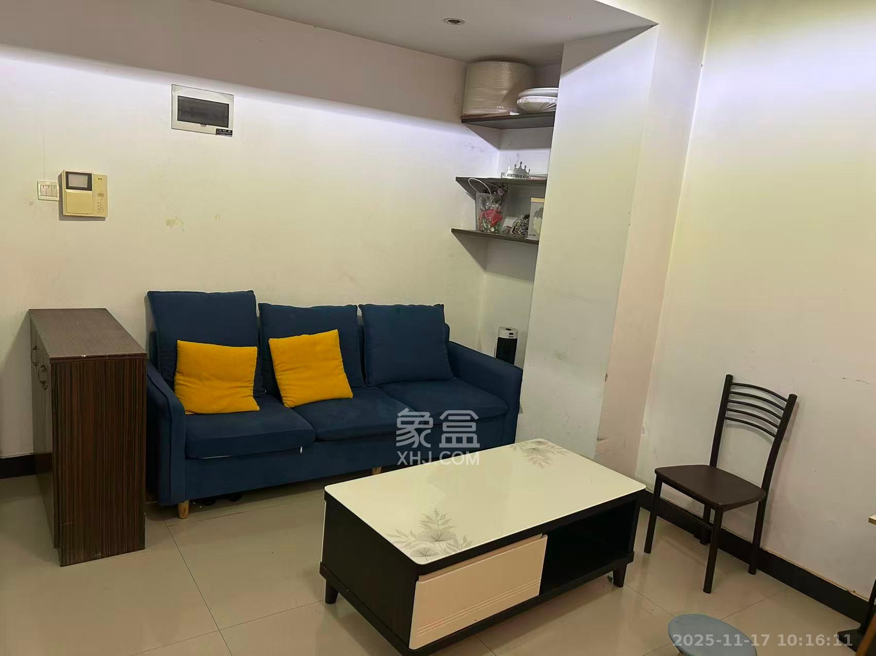 佳美星城 1室1厅1卫 1300.0元/月 佳美星城 1室1厅1卫 1300.0元/月室内图