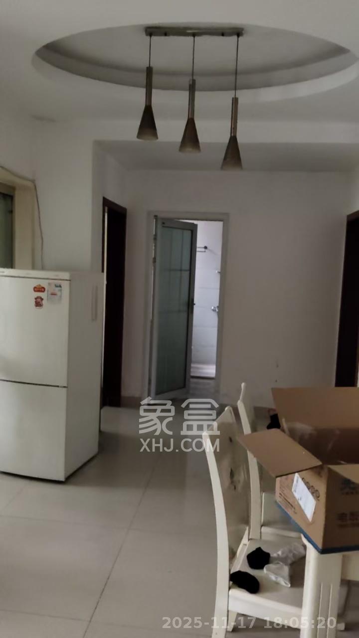 德庆水韵山城 1室2厅1卫 1700.0元/月 德庆水韵山城 1室2厅1卫 1700.0元/月室内图