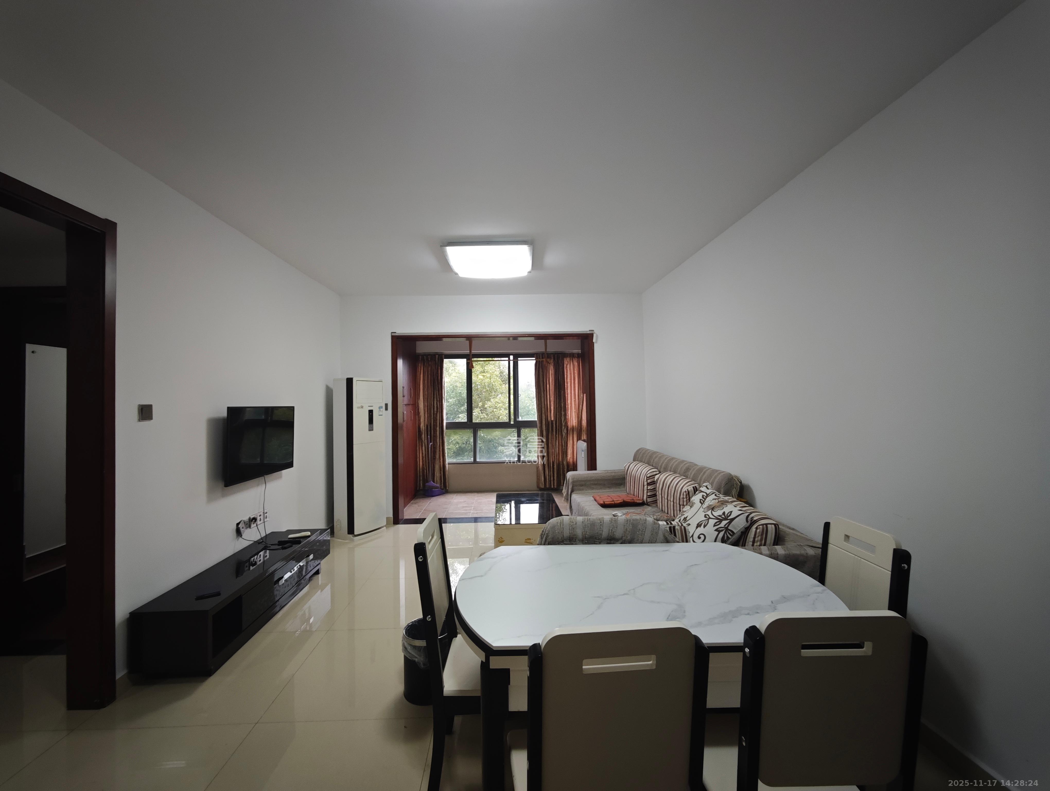 融科檀香山（融科紫檀、香山国际）  2室1厅1卫    2800.0元/月室内图