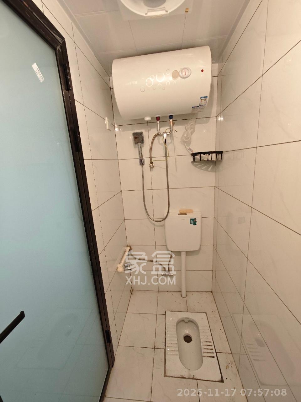 骑龙大街（骑龙苑）  1室0厅1卫    599.0元/月室内图