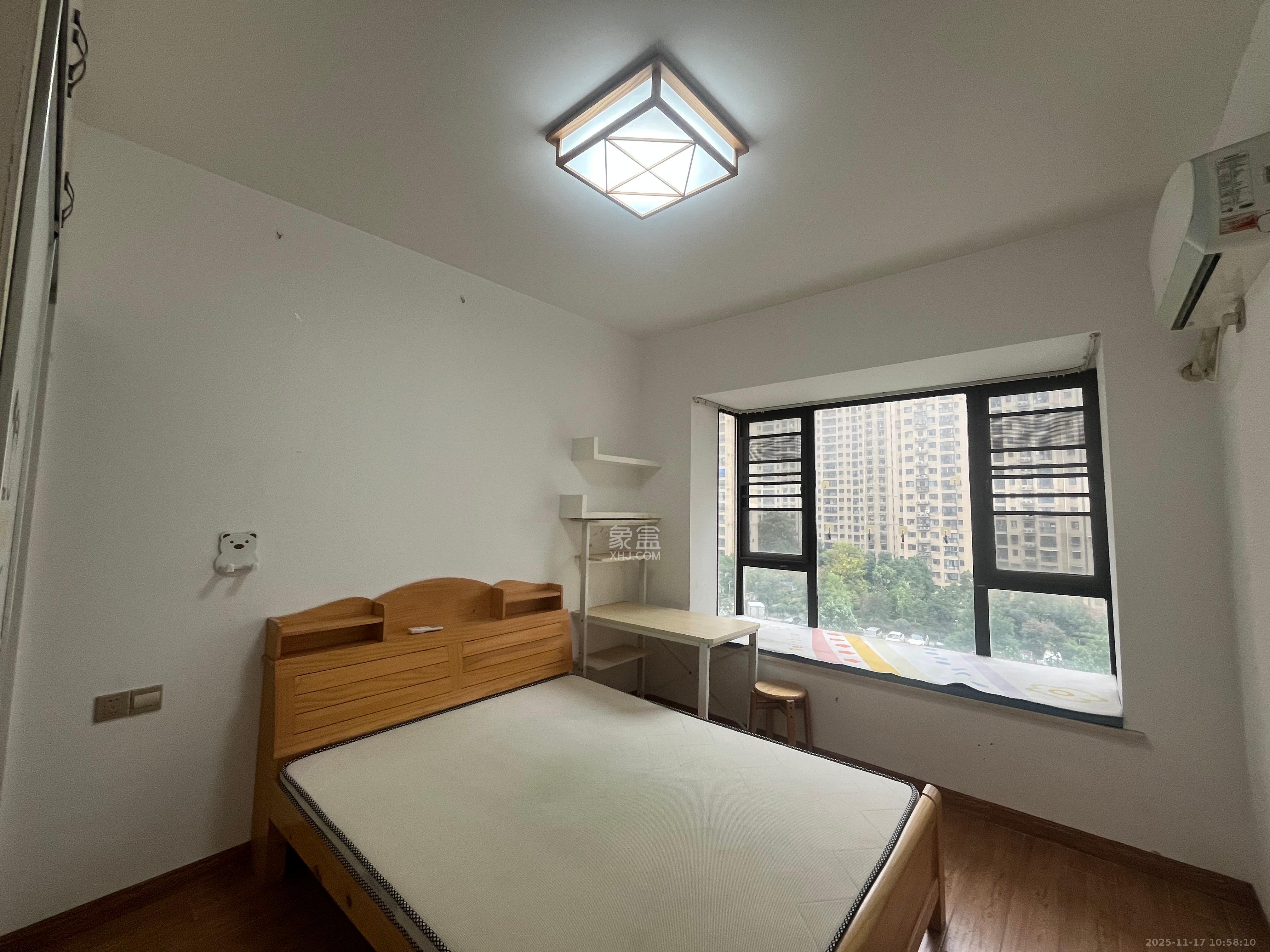 钰龙天下二期(钰龙佳园) 2室2厅1卫 2300.0元/月 钰龙天下二期(钰龙佳园) 2室2厅1卫 2300.0元/月室内图