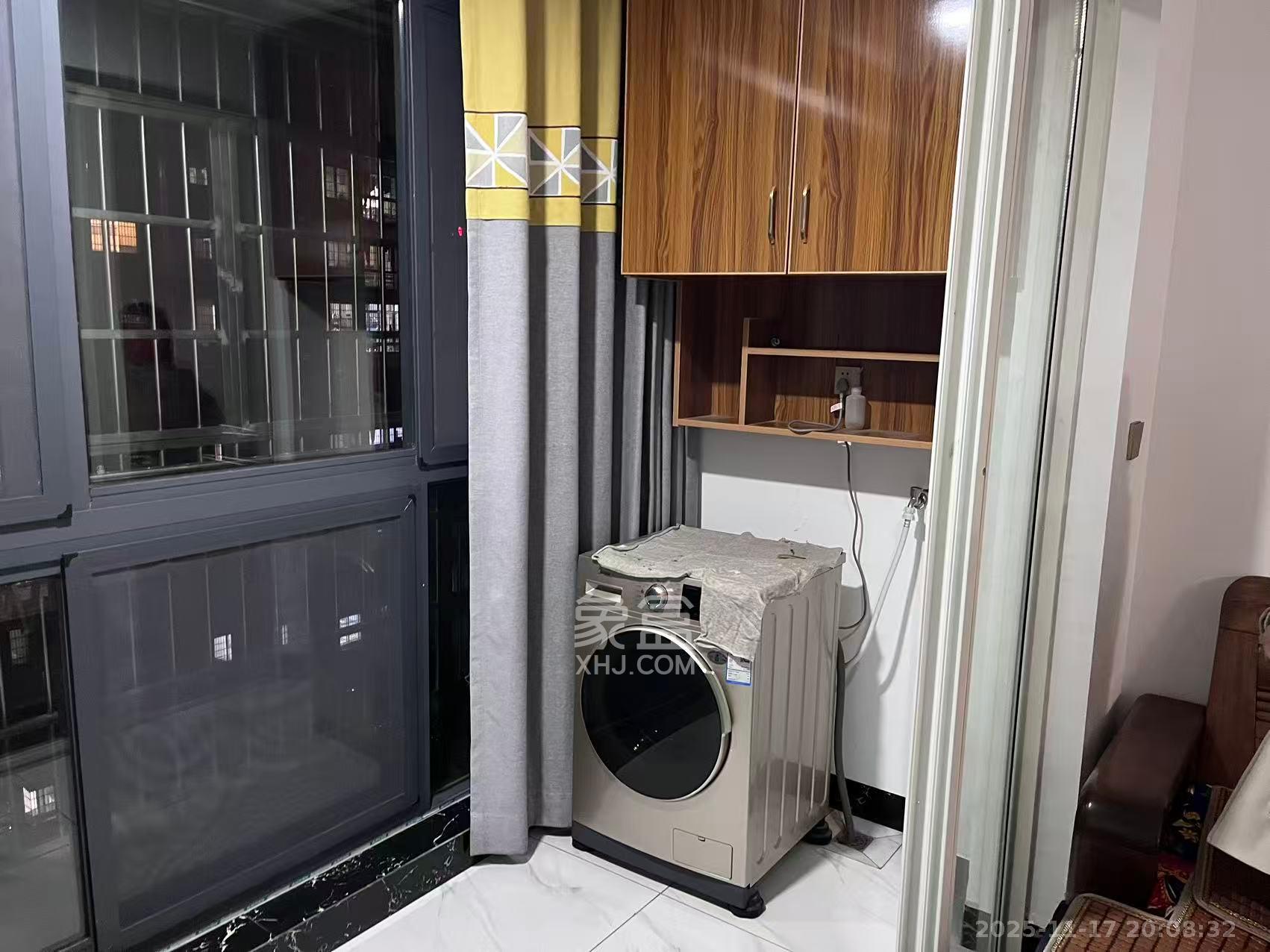 和润园一、二期 1室0厅0卫 2000.0元/月 和润园一、二期 1室0厅0卫 2000.0元/月室内图