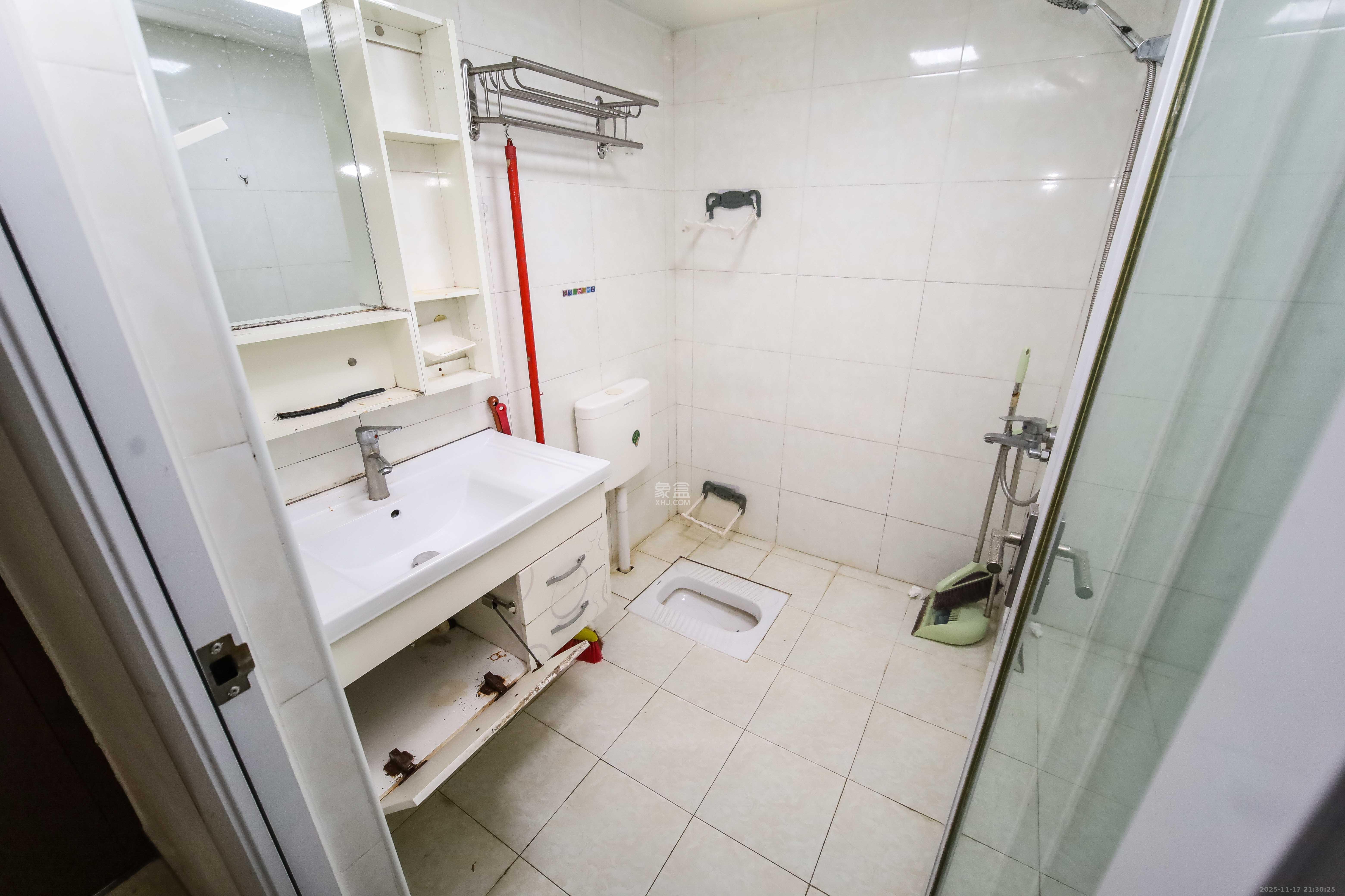 先锋东外滩 1室1厅1卫 26.8万 先锋东外滩 1室1厅1卫 26.8万卫生间