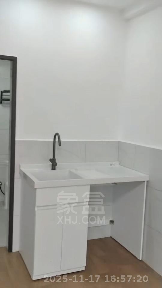 未来云环球中心 1室0厅0卫 2000.0元/月 未来云环球中心 1室0厅0卫 2000.0元/月室内图