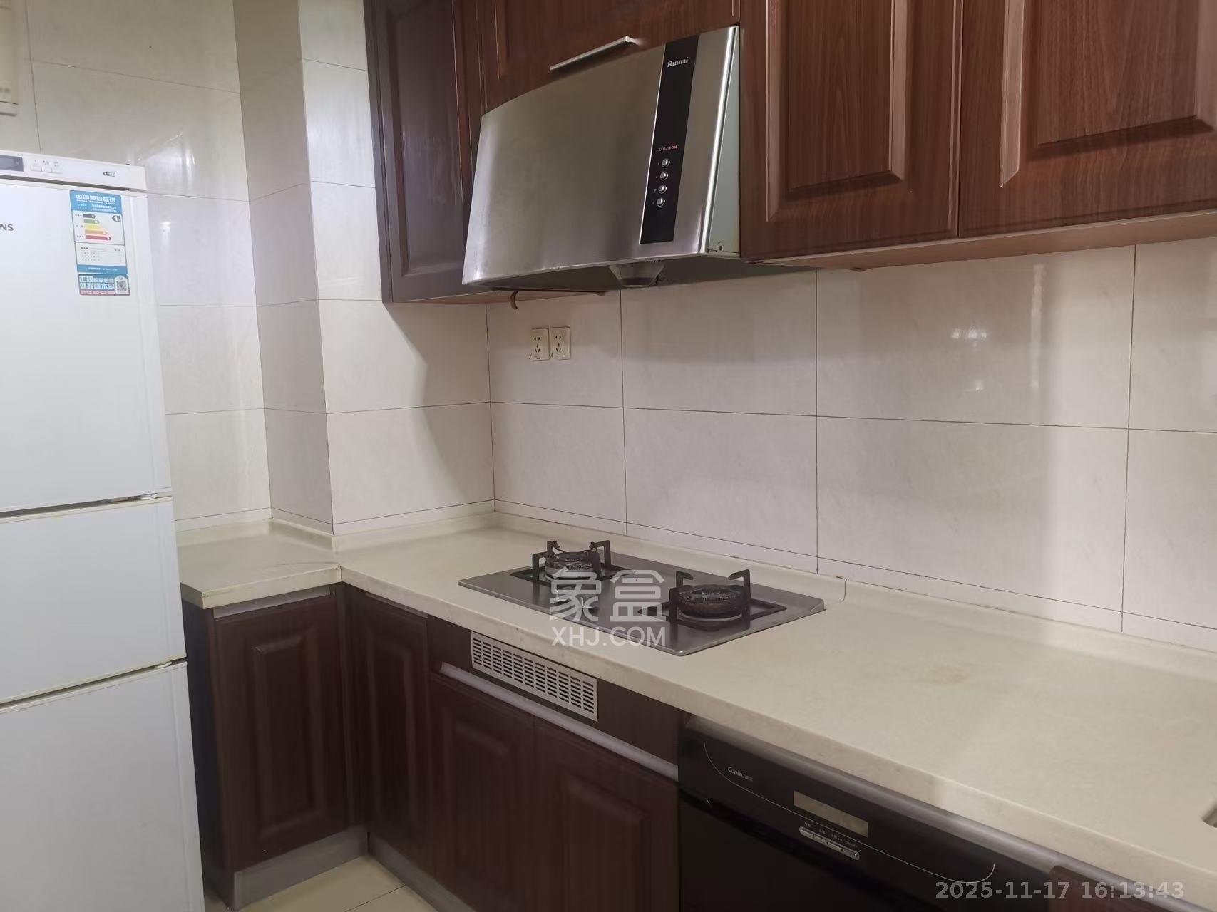 中海国际一期  3室2厅1卫    1800.0元/月室内图