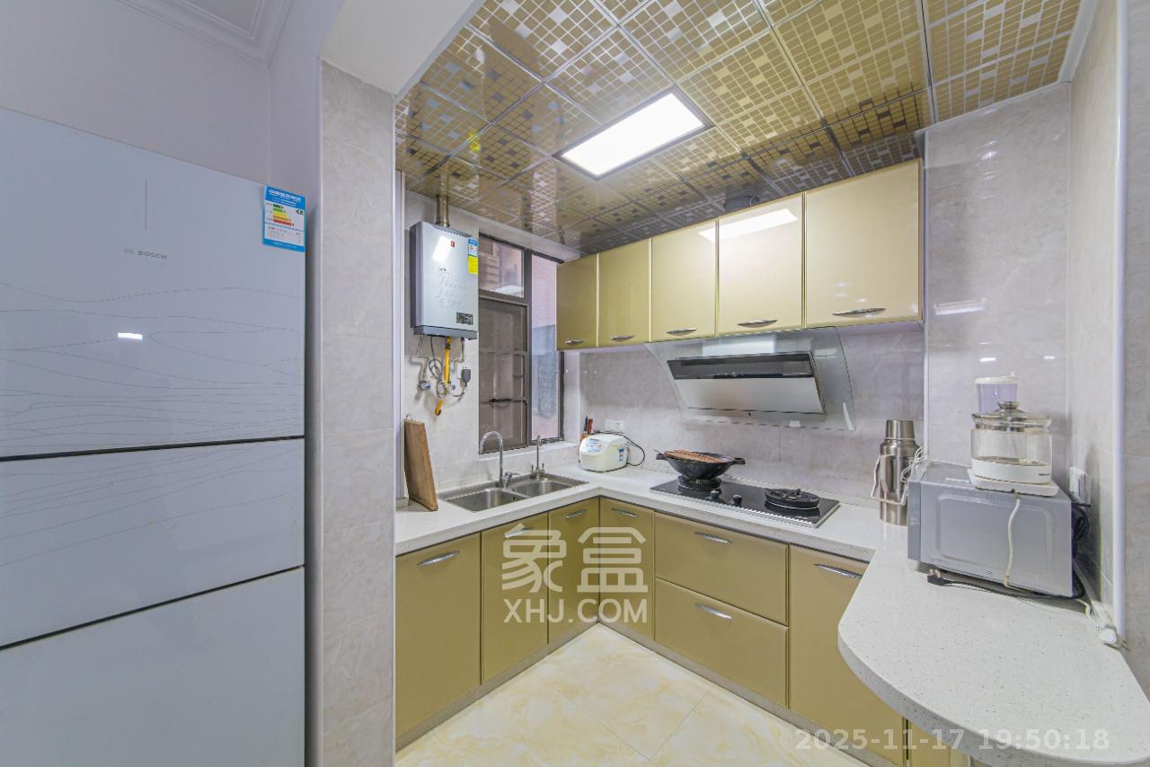 长城水郡  3室2厅1卫    2200.0元/月室内图