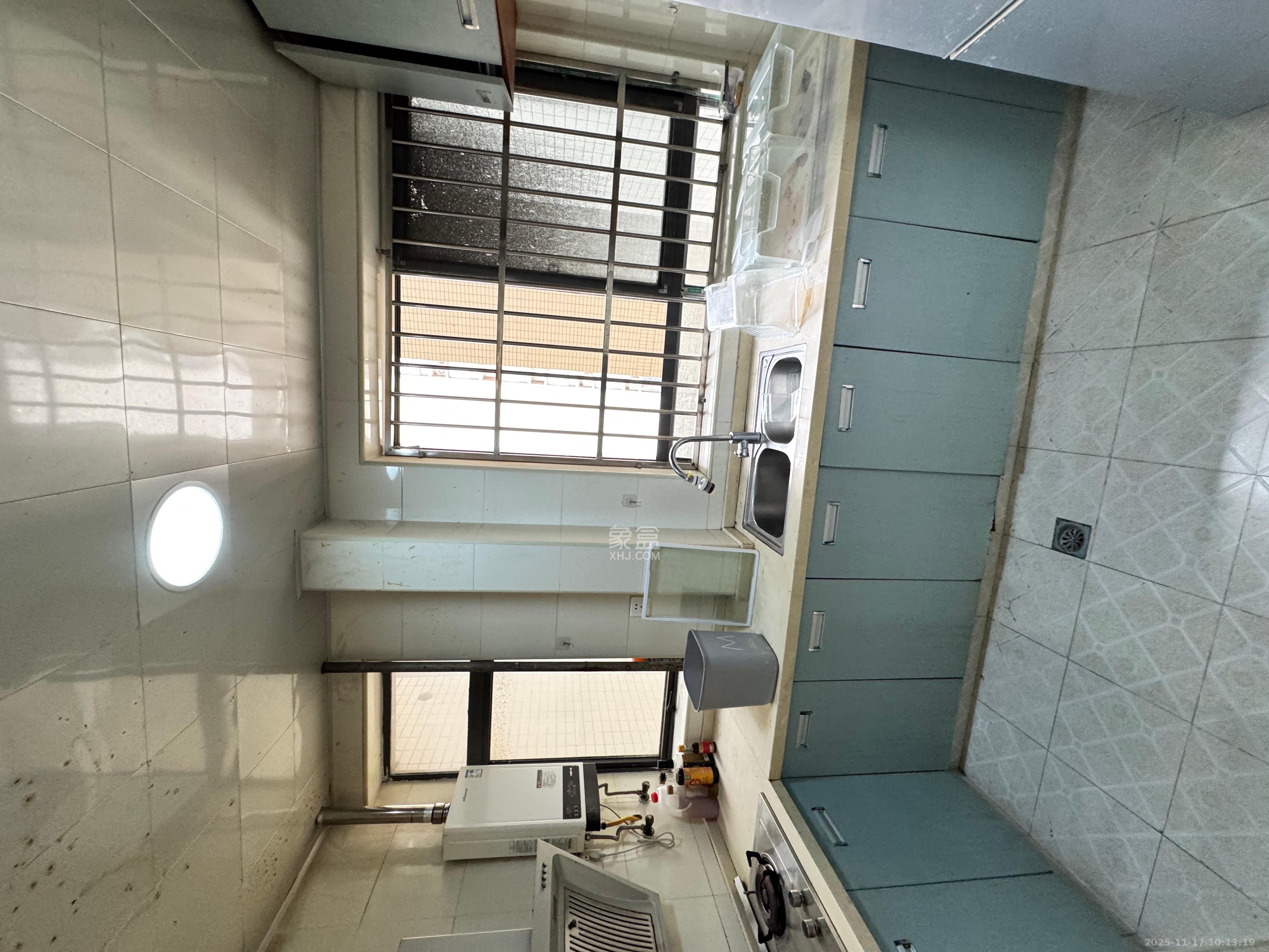 都市兰亭  3室1厅1卫    2000.0元/月室内图