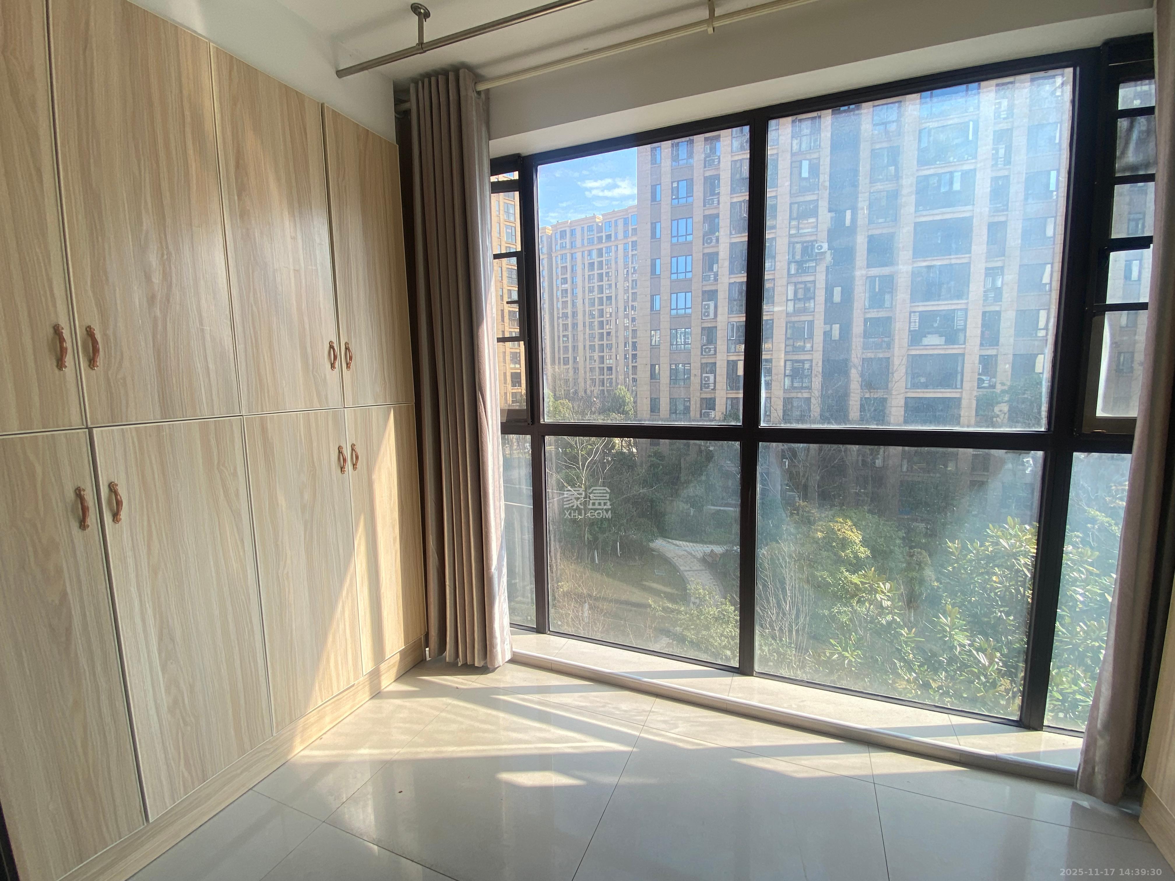 鑫远悦城(鑫远悦时代) 3室2厅1卫 1800.0元/月 鑫远悦城(鑫远悦时代) 3室2厅1卫 1800.0元/月室内图