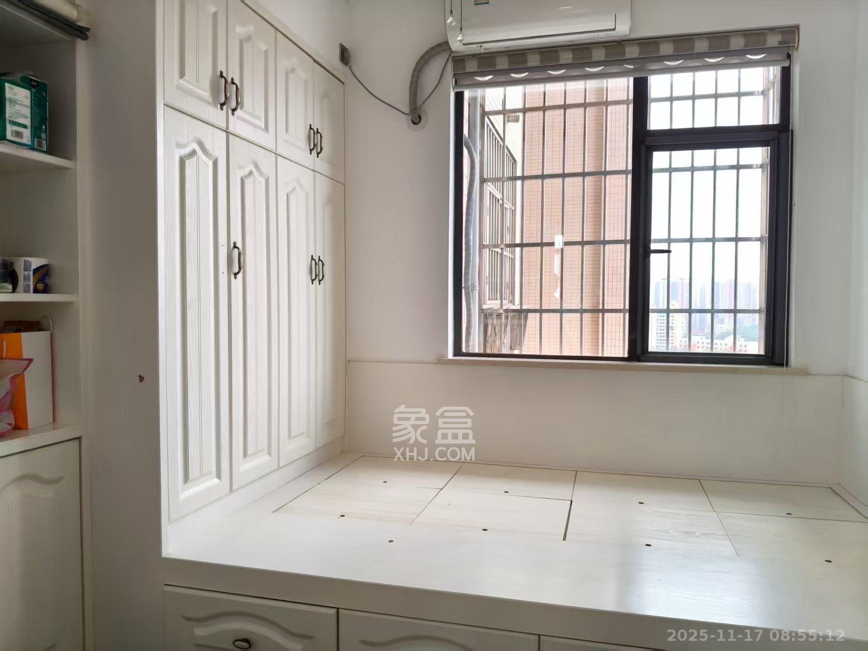 天元涉外景园C区  3室2厅1卫    2600.0元/月室内图