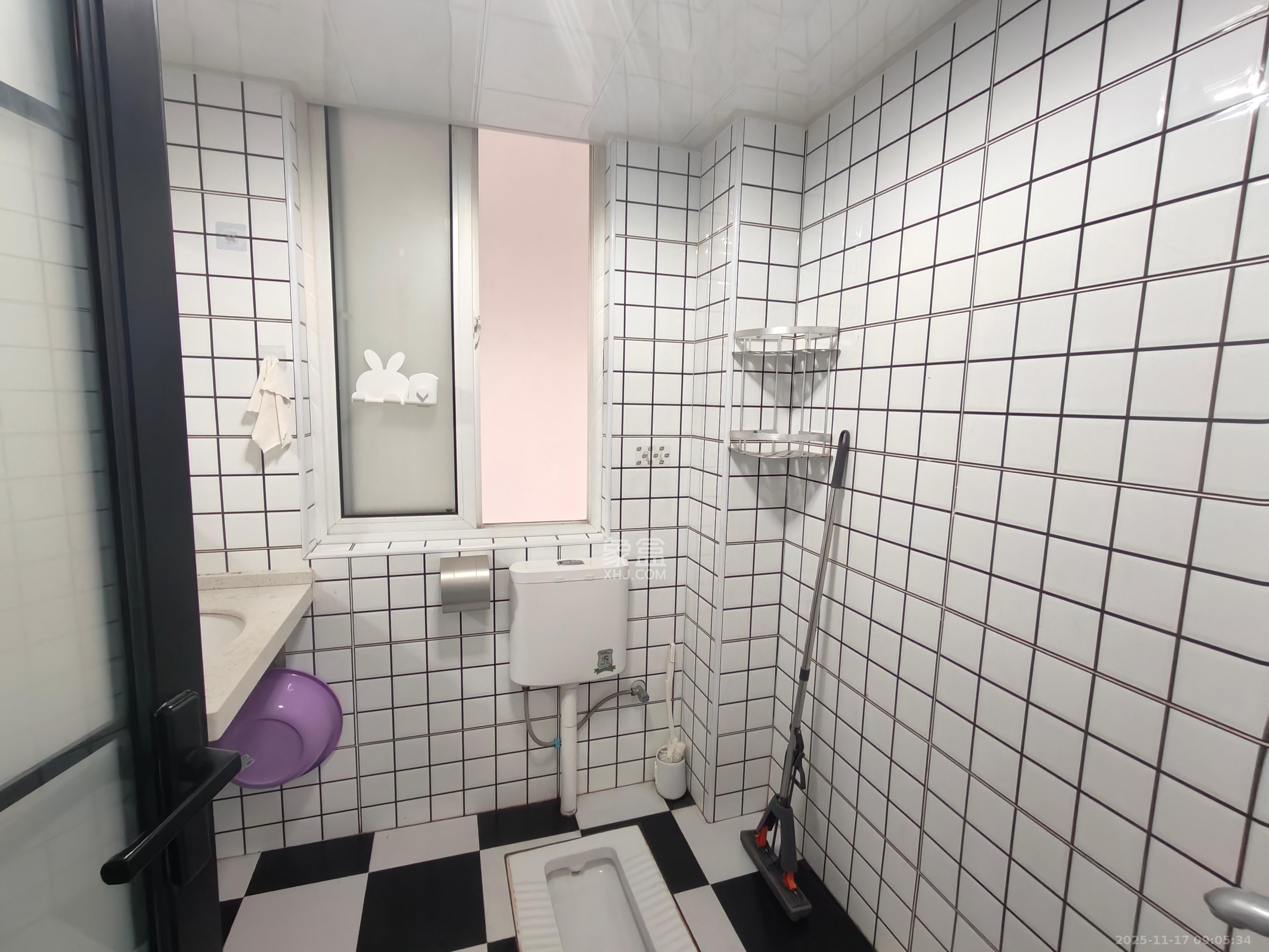 天凯东苑  2室1厅1卫    1800.0元/月室内图