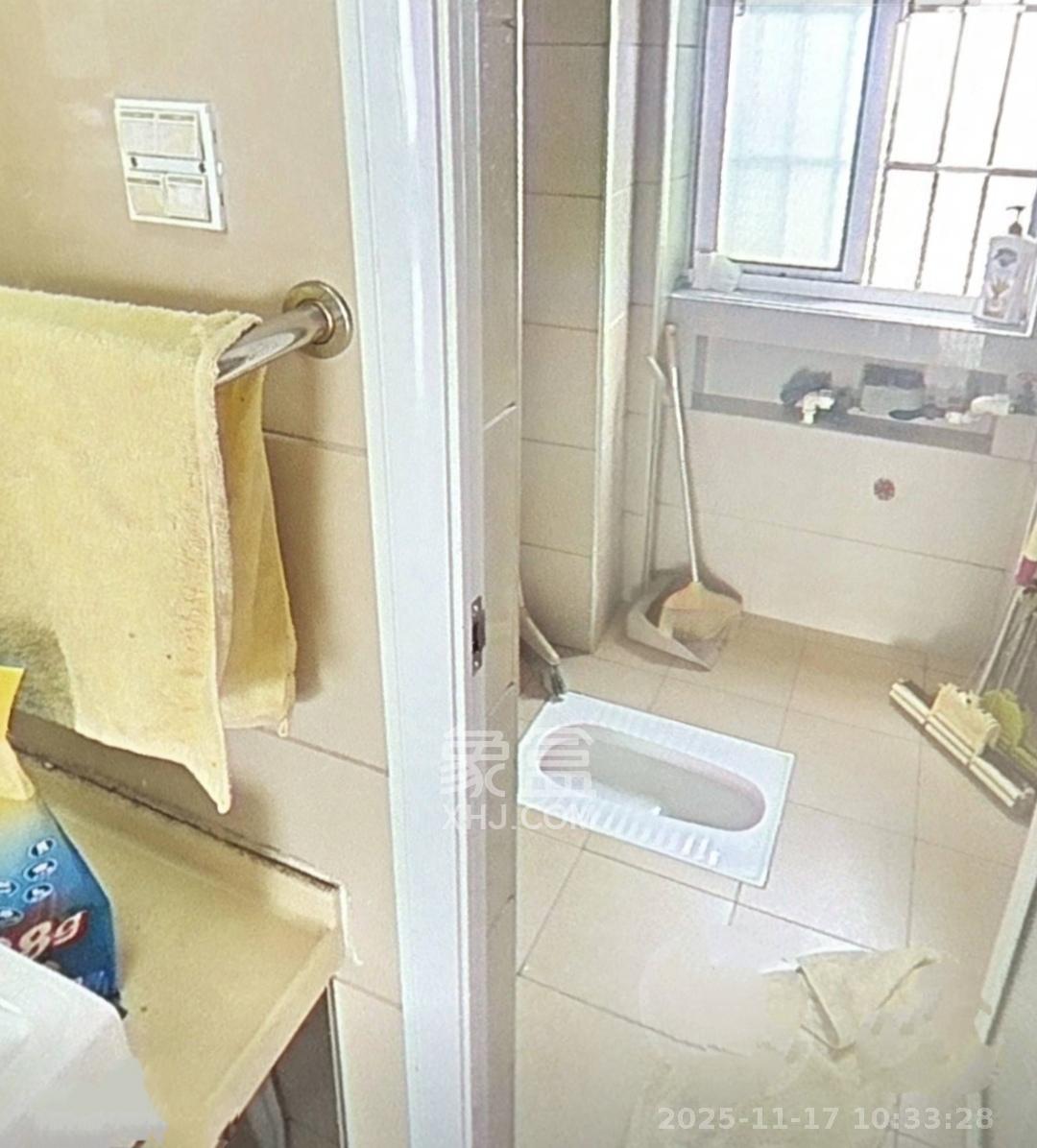 上河国际B座  2室2厅1卫    2200.0元/月室内图