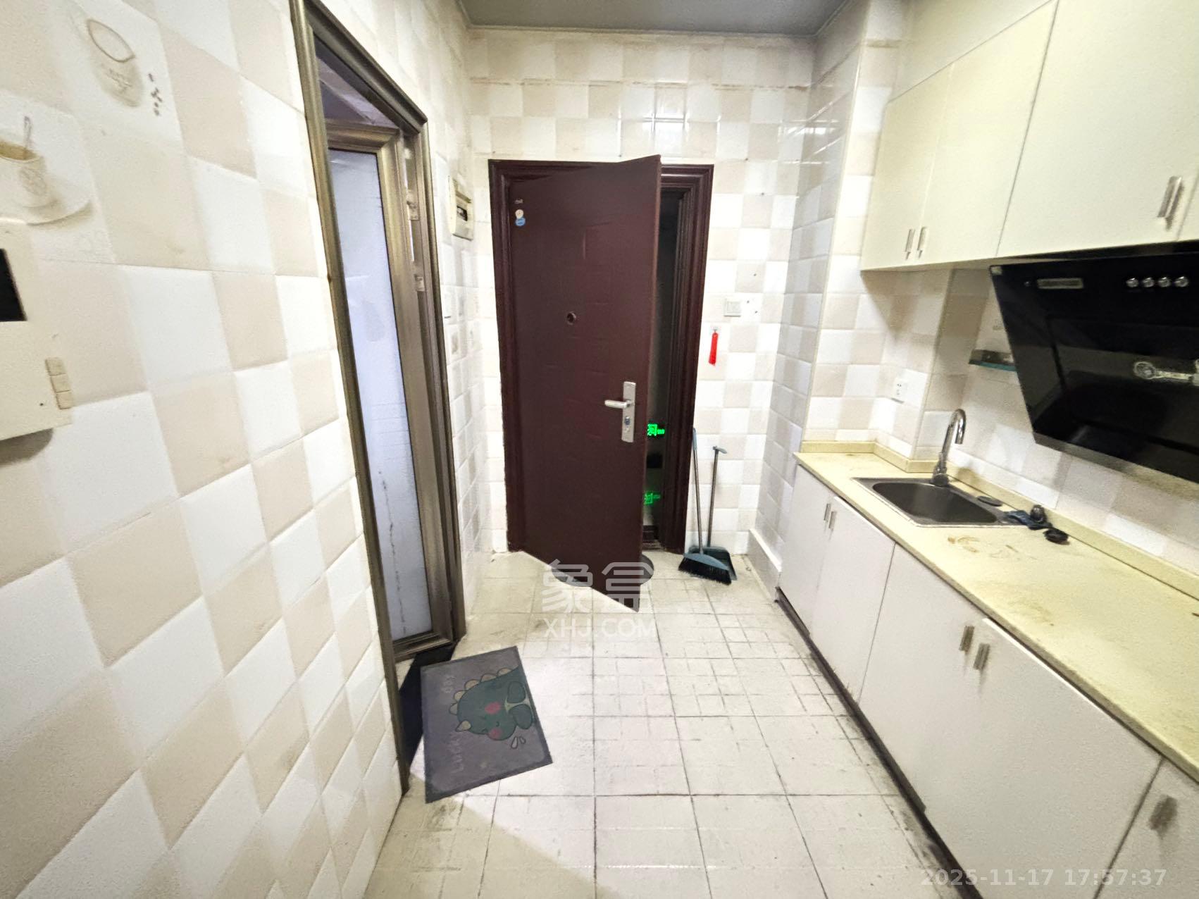 万科魅力之城  1室1厅1卫    1200.0元/月室内图