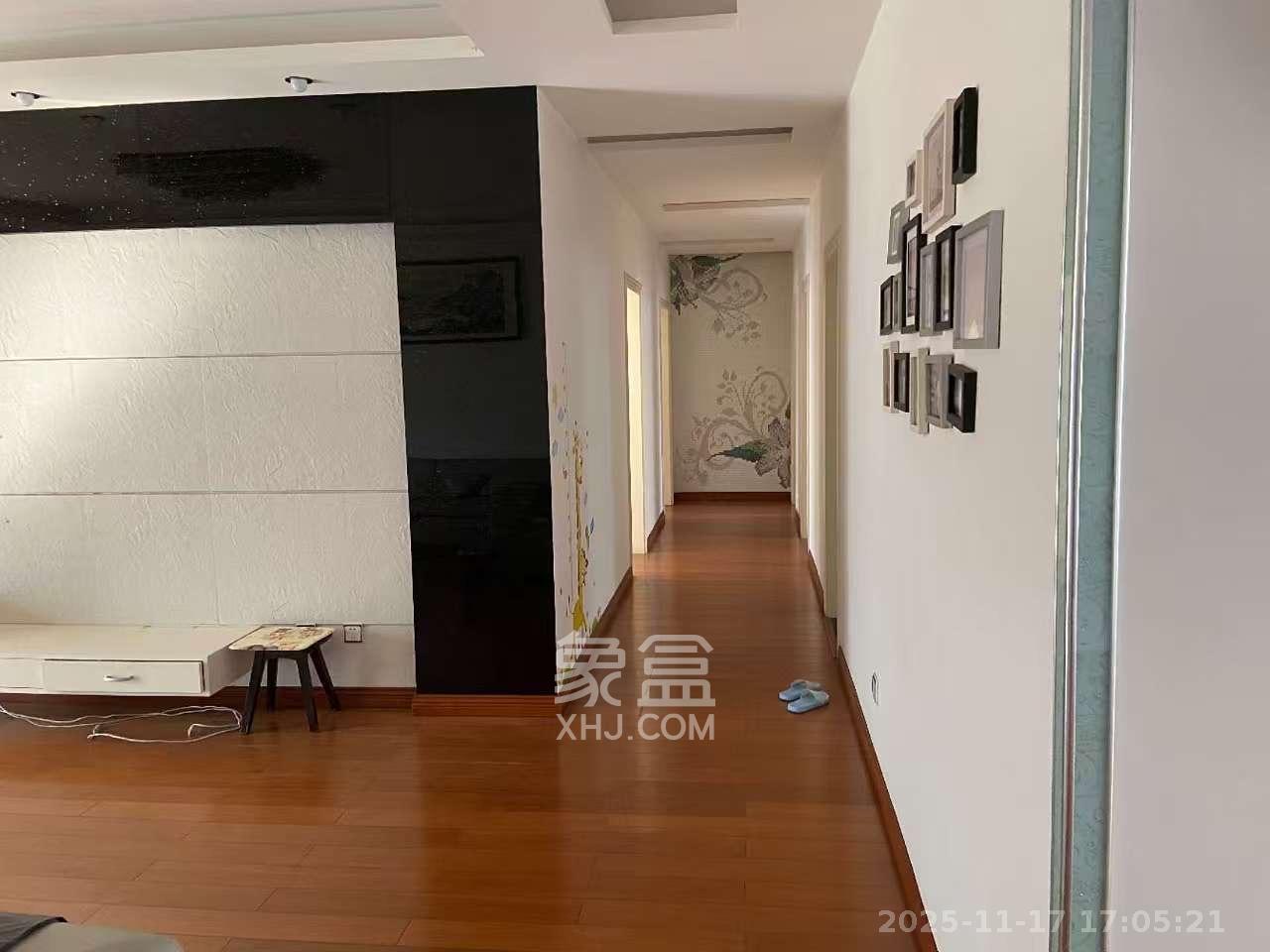 银桂苑 5室2厅2卫 4000.0元/月 银桂苑 5室2厅2卫 4000.0元/月室内图