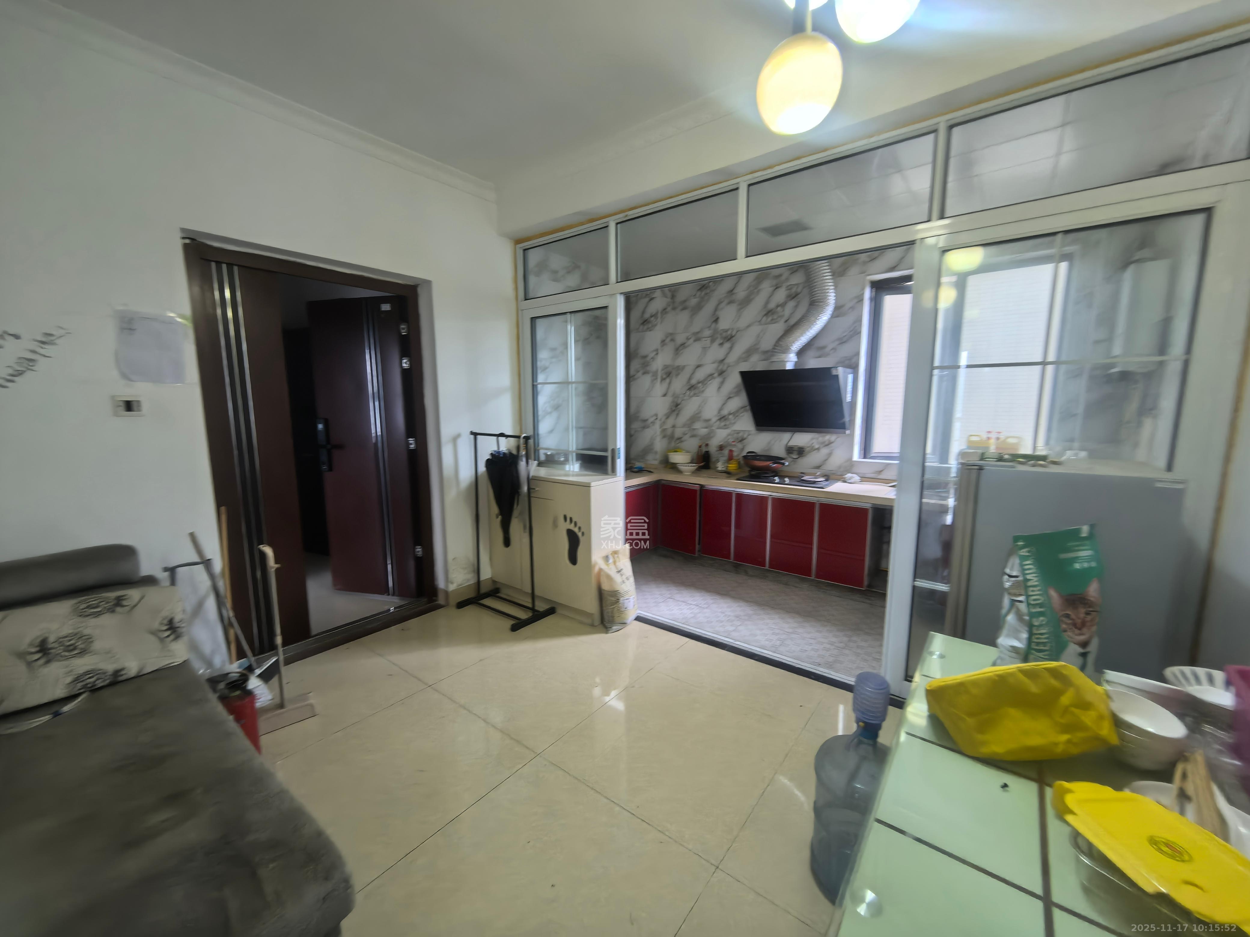 莱茵城  1室1厅1卫    700.0元/月室内图