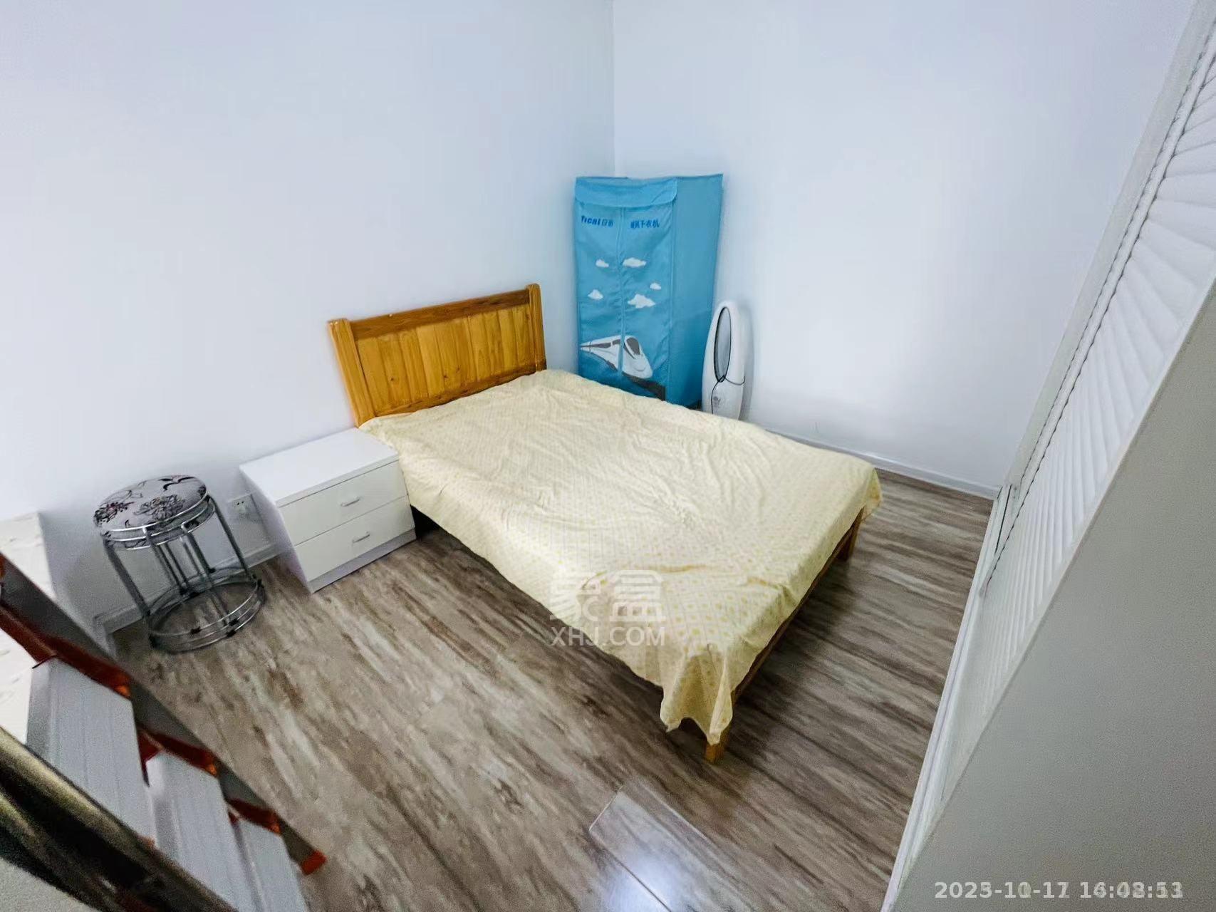 美的城三期 2室2厅1卫 1700.0元/月 美的城三期 2室2厅1卫 1700.0元/月室内图