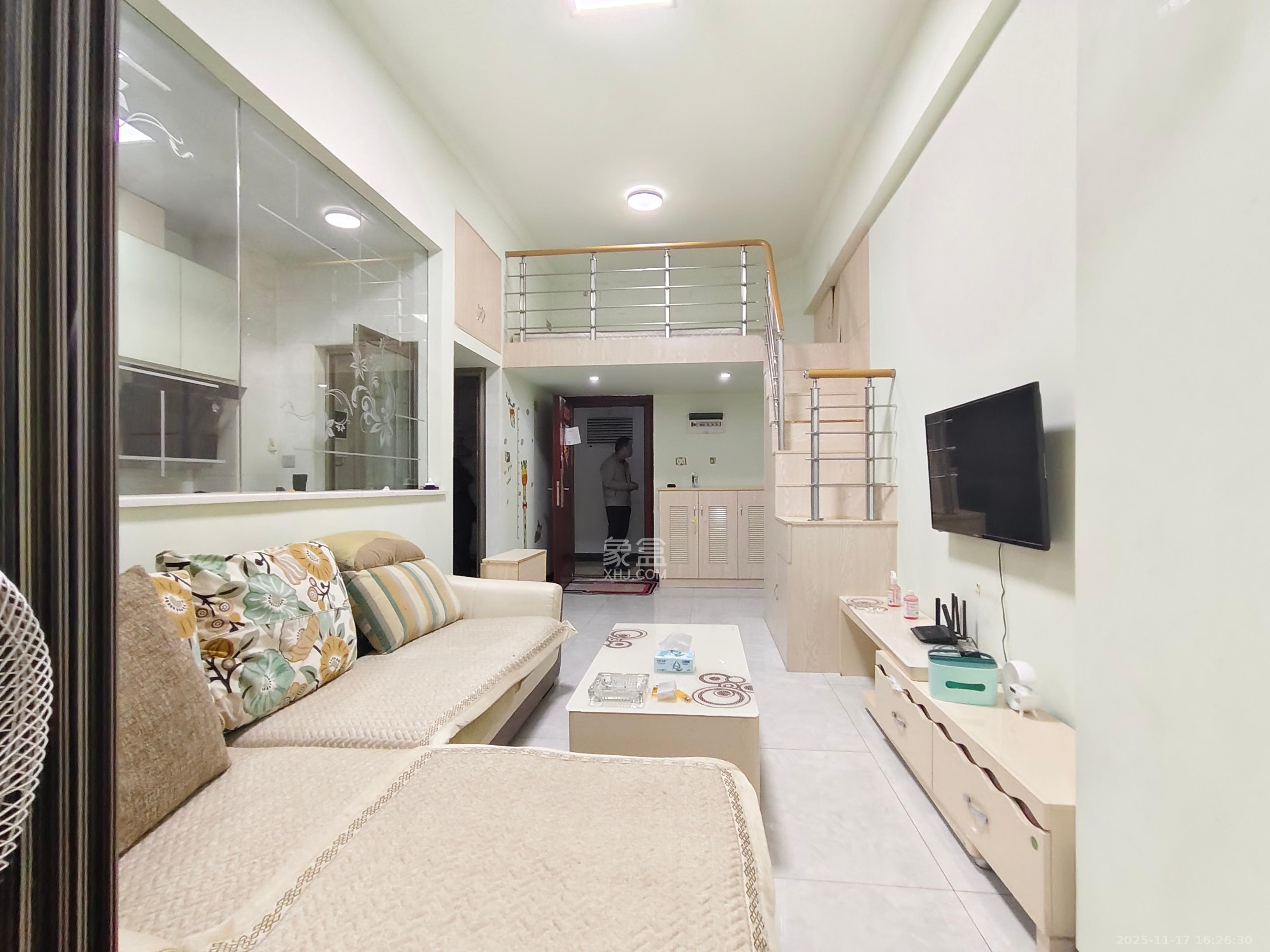 湖湾世景 1室1厅1卫 1400.0元/月 湖湾世景 1室1厅1卫 1400.0元/月室内图