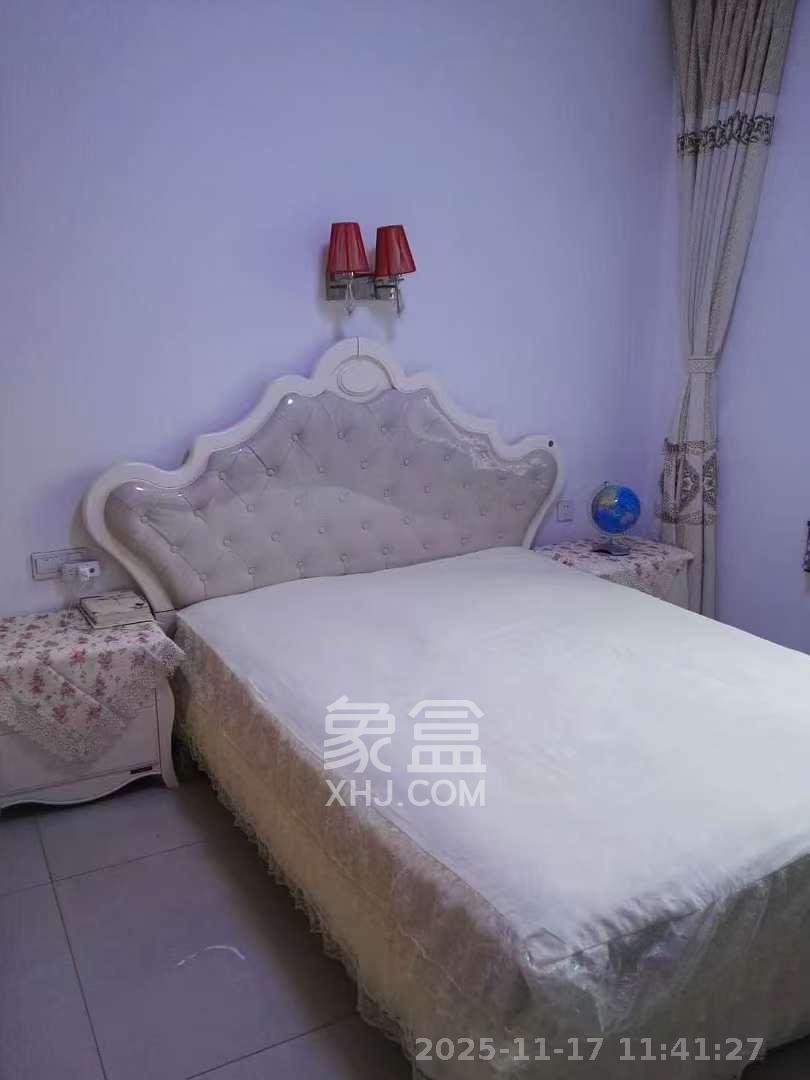 楚天世纪城东苑  3室2厅1卫    1680.0元/月室内图