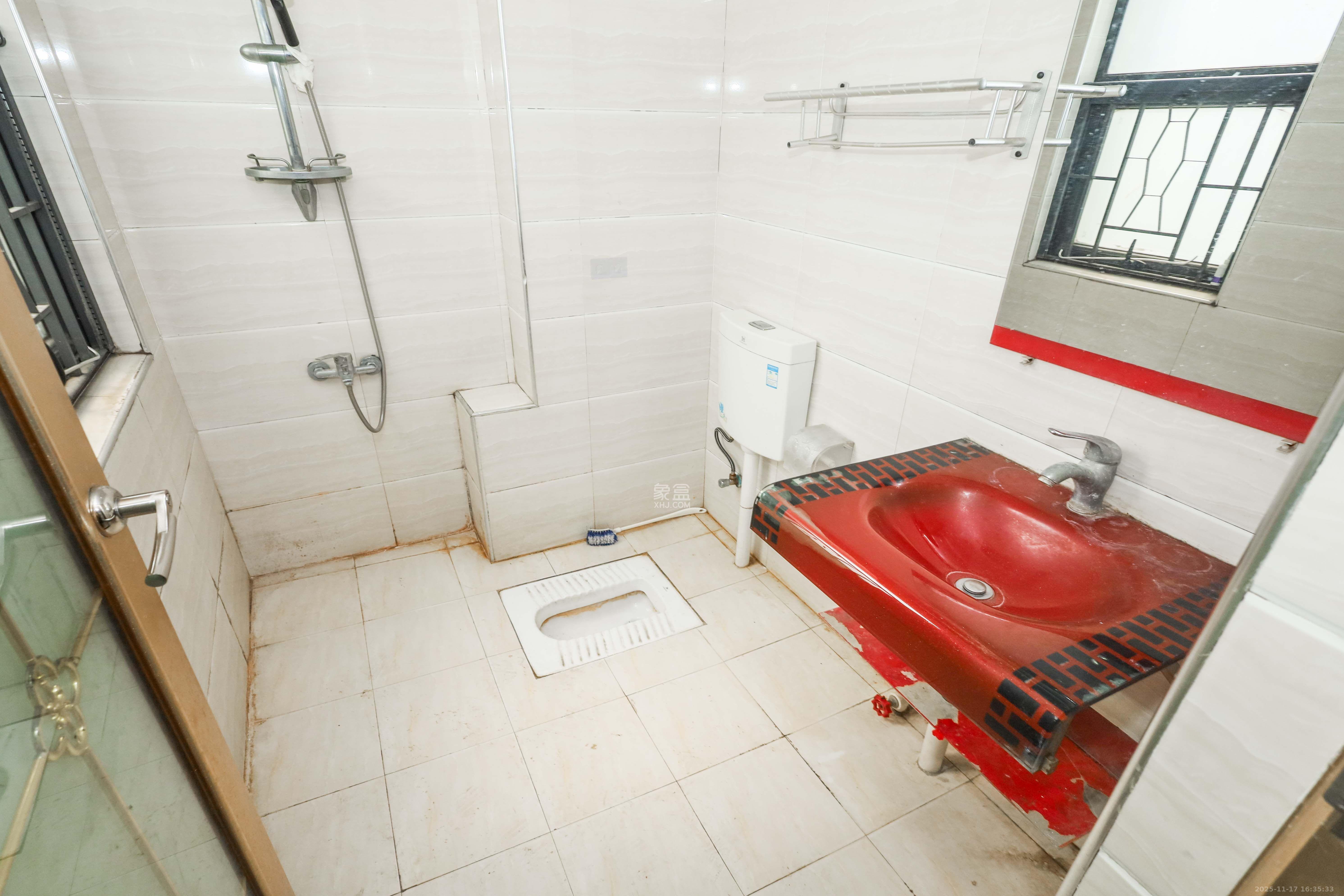 天元涉外桃园 3室2厅1卫 2000.0元/月 天元涉外桃园 3室2厅1卫 2000.0元/月室内图