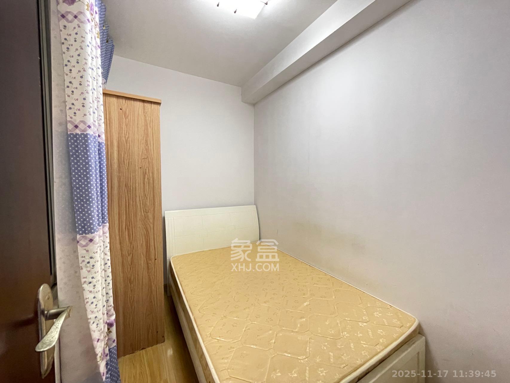 华银园 2室1厅1卫 1800.0元/月 华银园 2室1厅1卫 1800.0元/月室内图