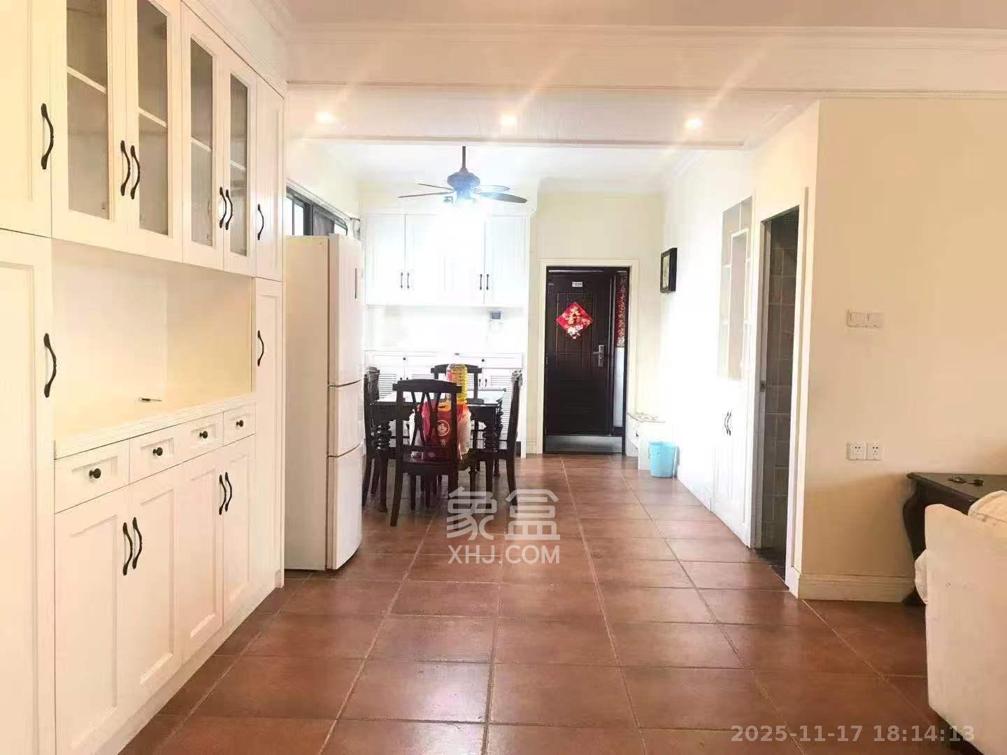 华菱蓝调国际（华菱.香墅美地）  3室2厅2卫    3300.0元/月室内图