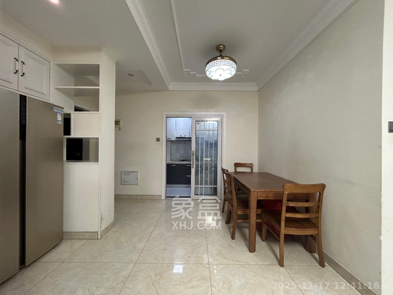 恒基凯旋门三期  3室2厅1卫    2100.0元/月室内图