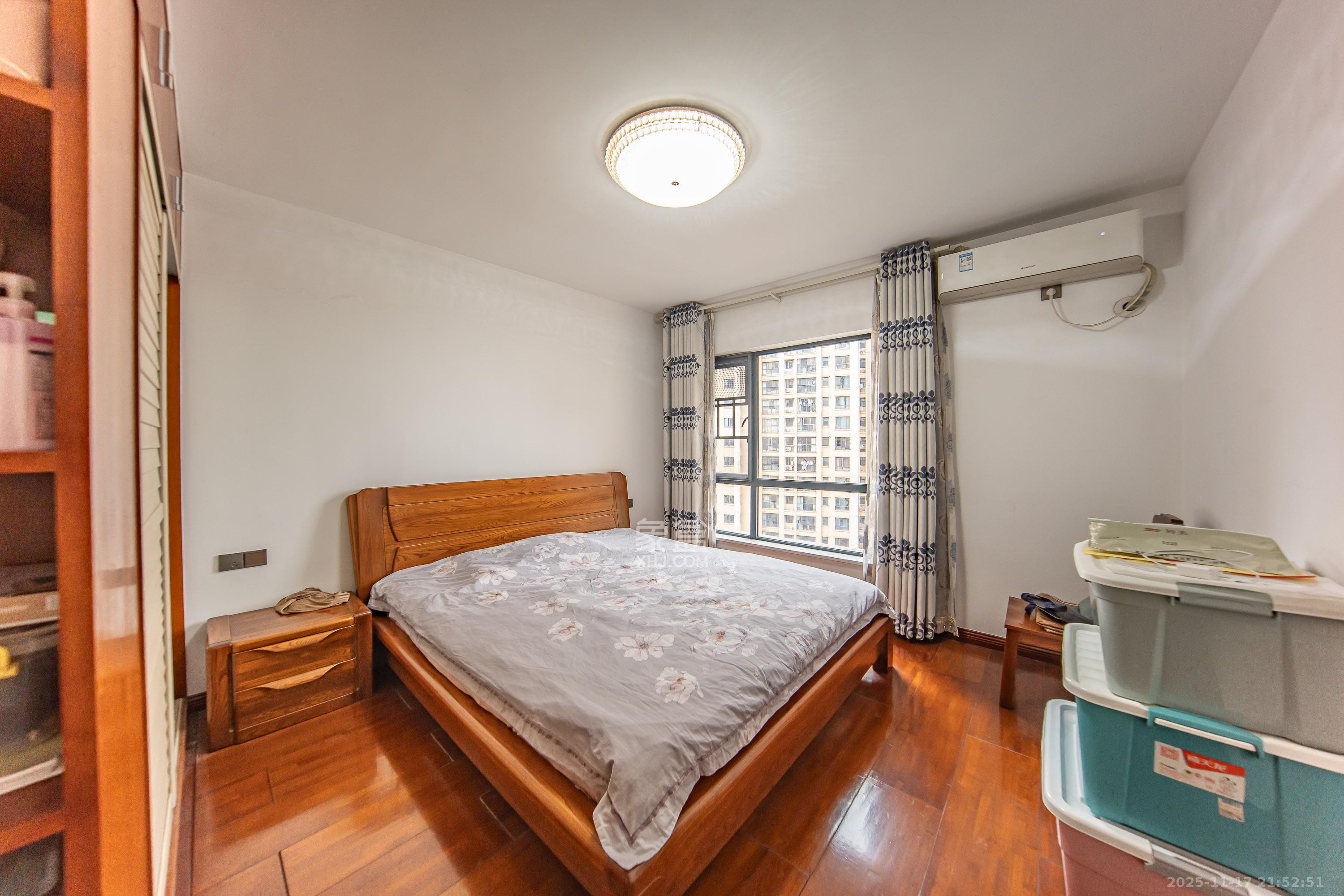 湘熙水郡（观澜海赋家园）  3室2厅2卫    129.0万卧室