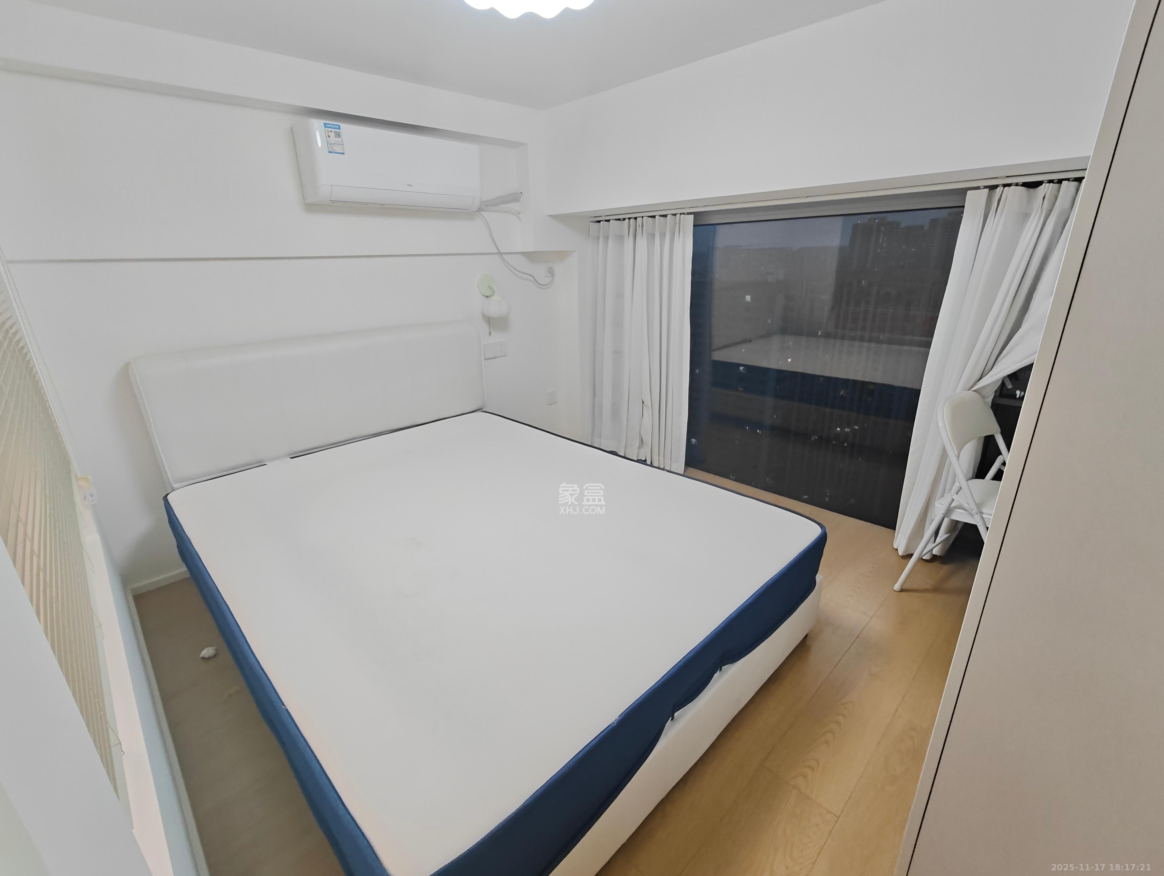 保利天禧EF区  2室2厅1卫    2800.0元/月室内图