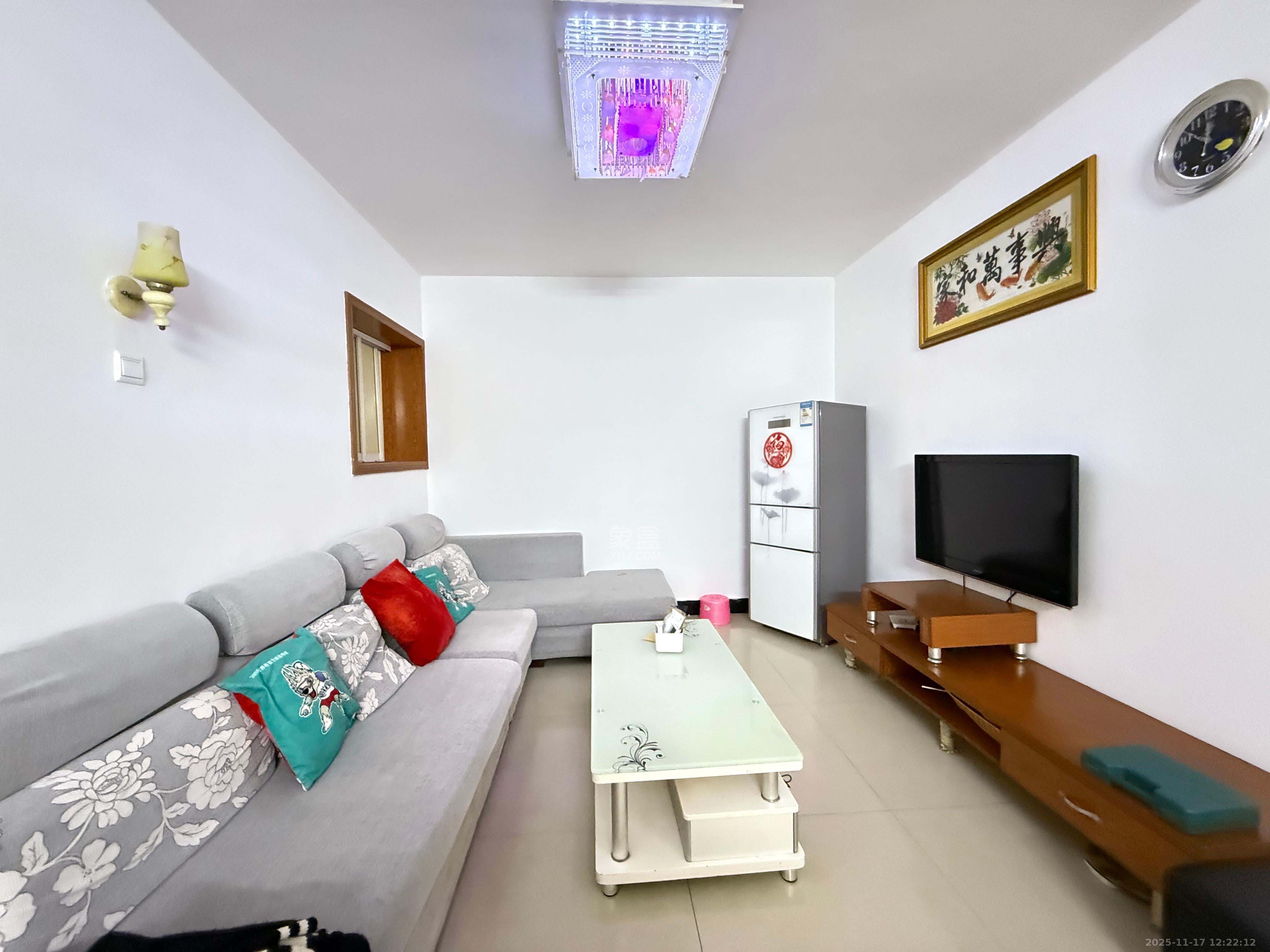 通程物流宿舍  3室2厅1卫    1600.0元/月