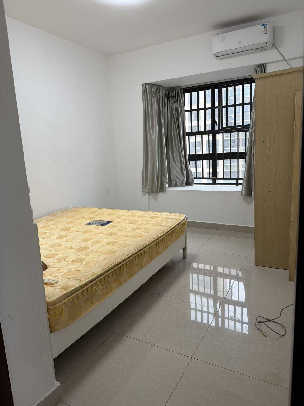 龙岐雅苑  1室2厅2卫    2600.0元/月室内图