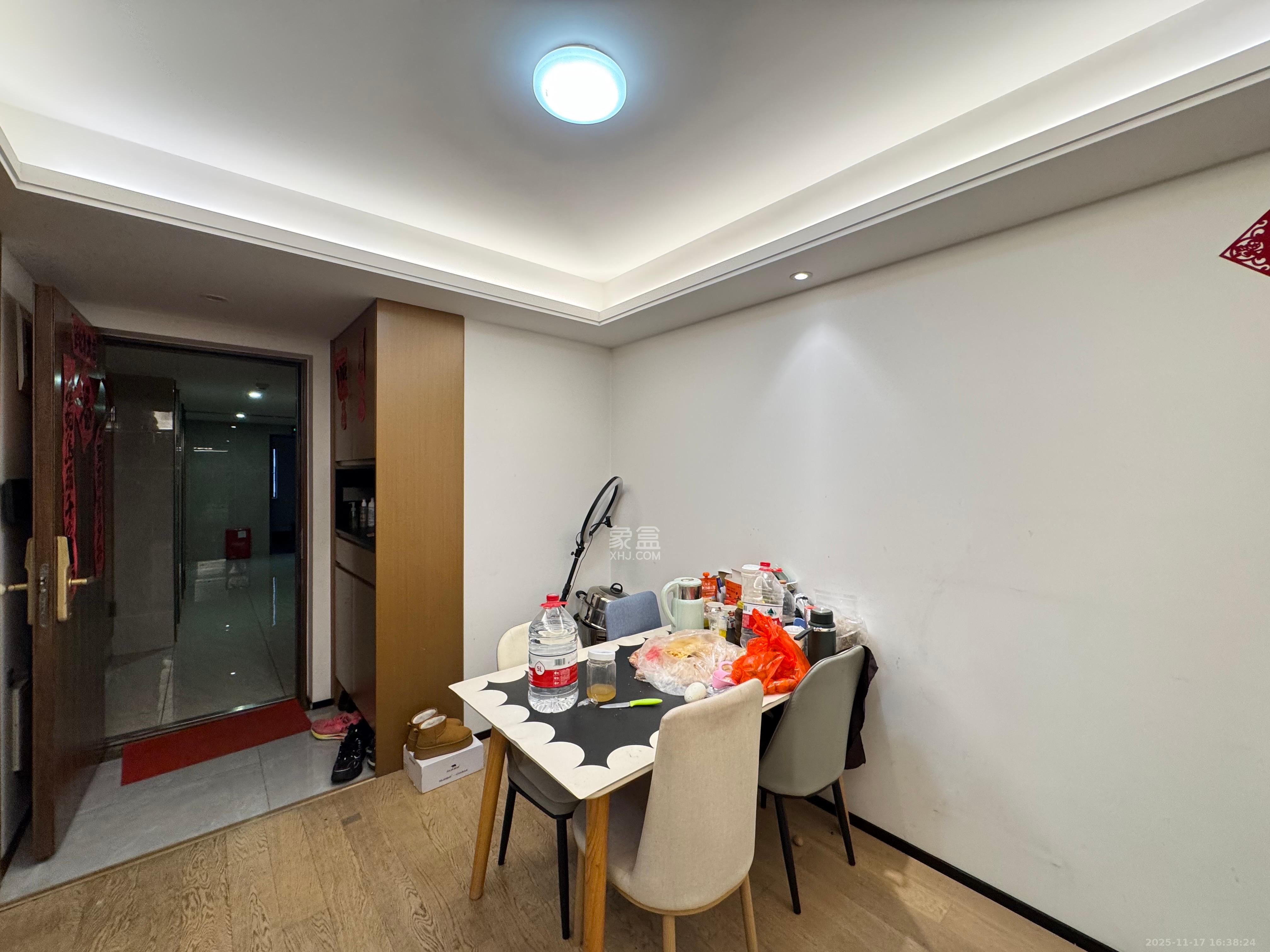 万科金域蓝湾 3室2厅1卫 3300.0元/月 万科金域蓝湾 3室2厅1卫 3300.0元/月室内图