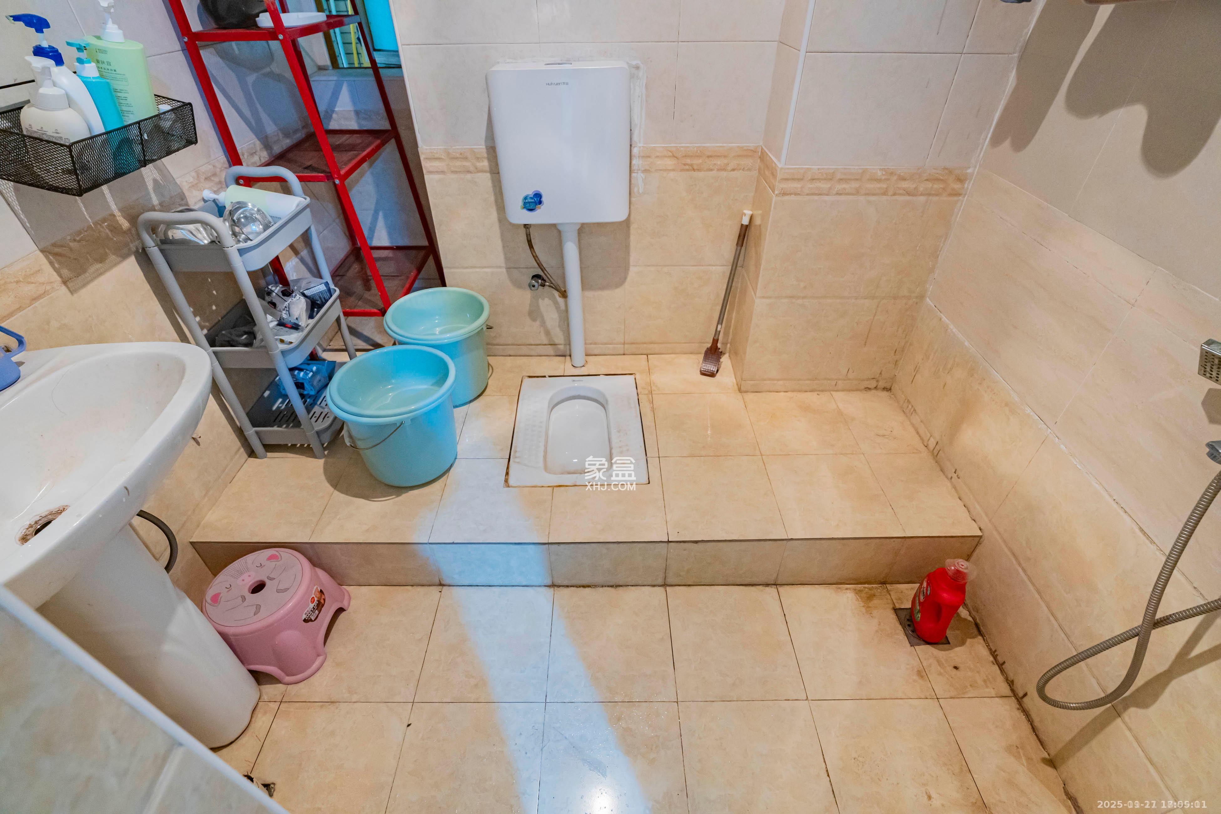 天健芙蓉盛世一期  2室1厅1卫    2800.0元/月室内图