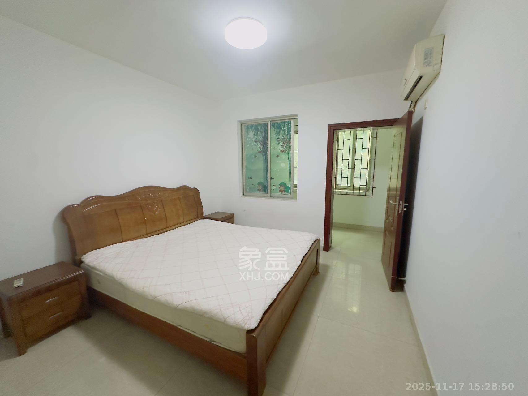 中南汽车世界 2室1厅1卫 1200.0元/月 中南汽车世界 2室1厅1卫 1200.0元/月室内图