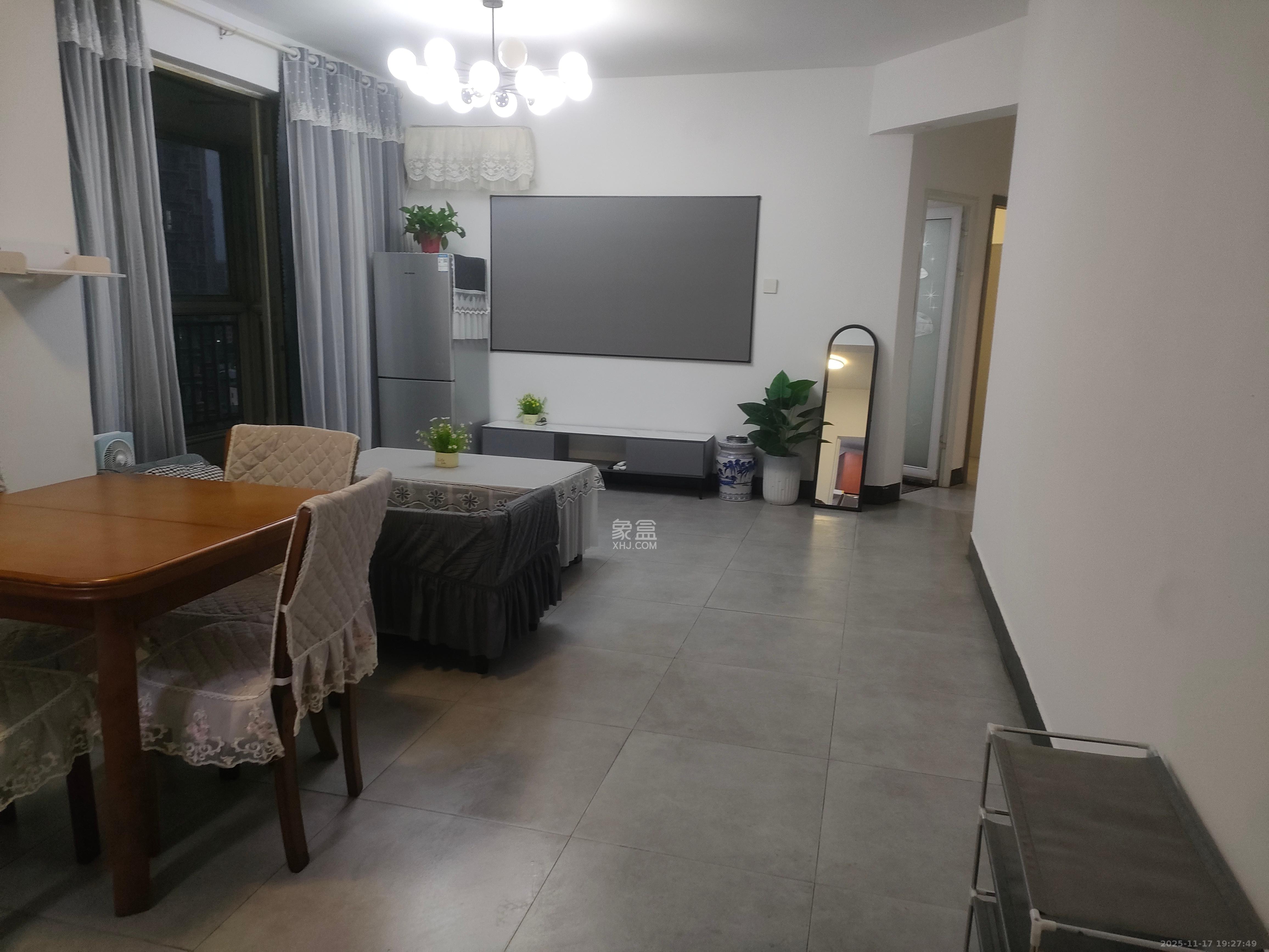 凯通国际城（凯通朝庭）  3室2厅1卫    2600.0元/月