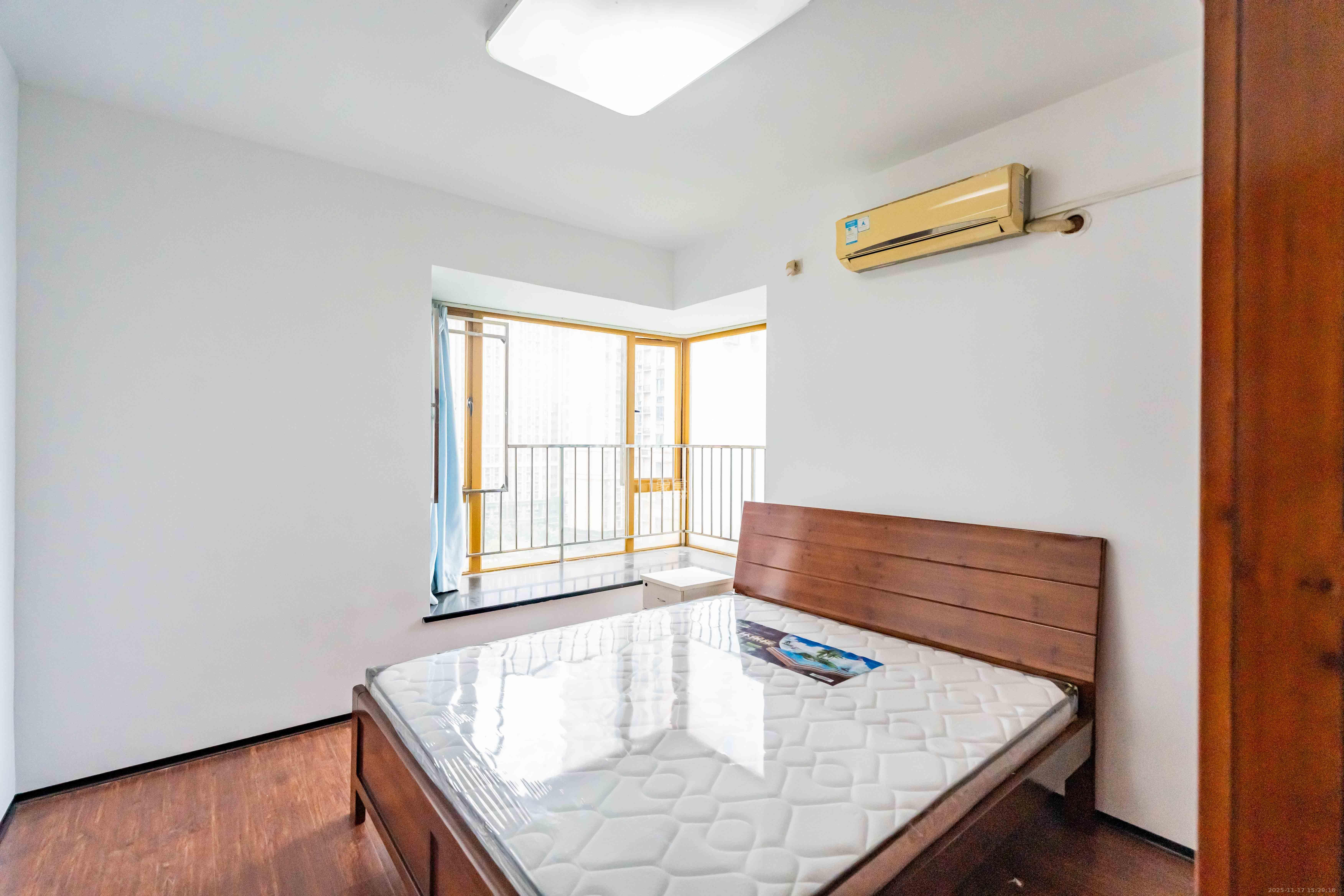 天健芙蓉盛世一期  2室1厅1卫    2800.0元/月室内图