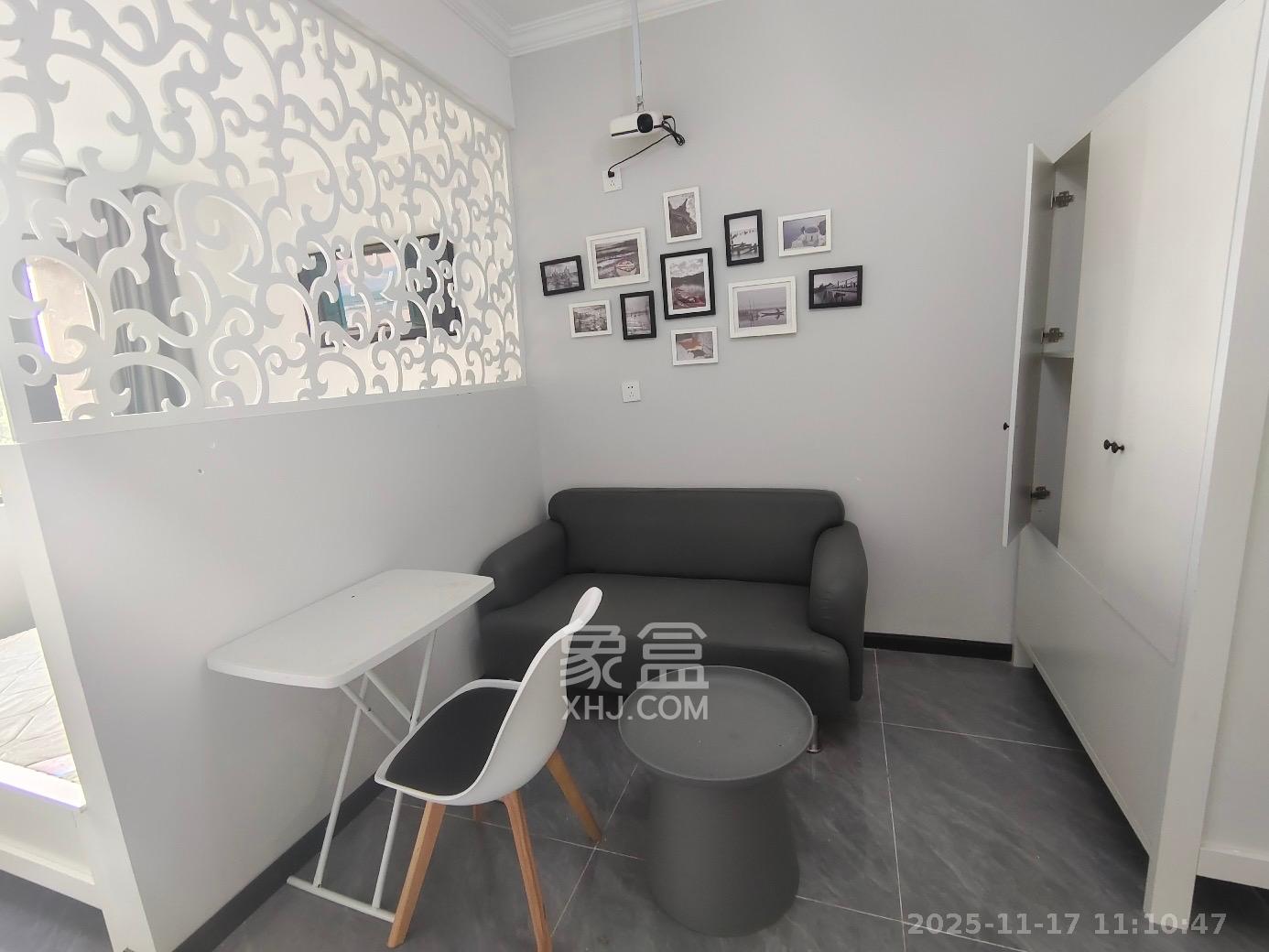 博林云栖  1室1厅1卫    1618.0元/月