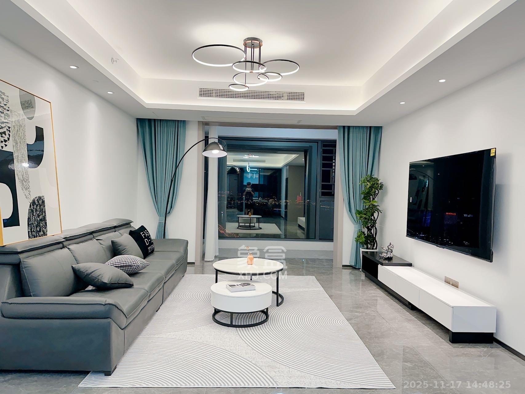 北辰瀚江府  3室2厅2卫    7000.0元/月室内图1