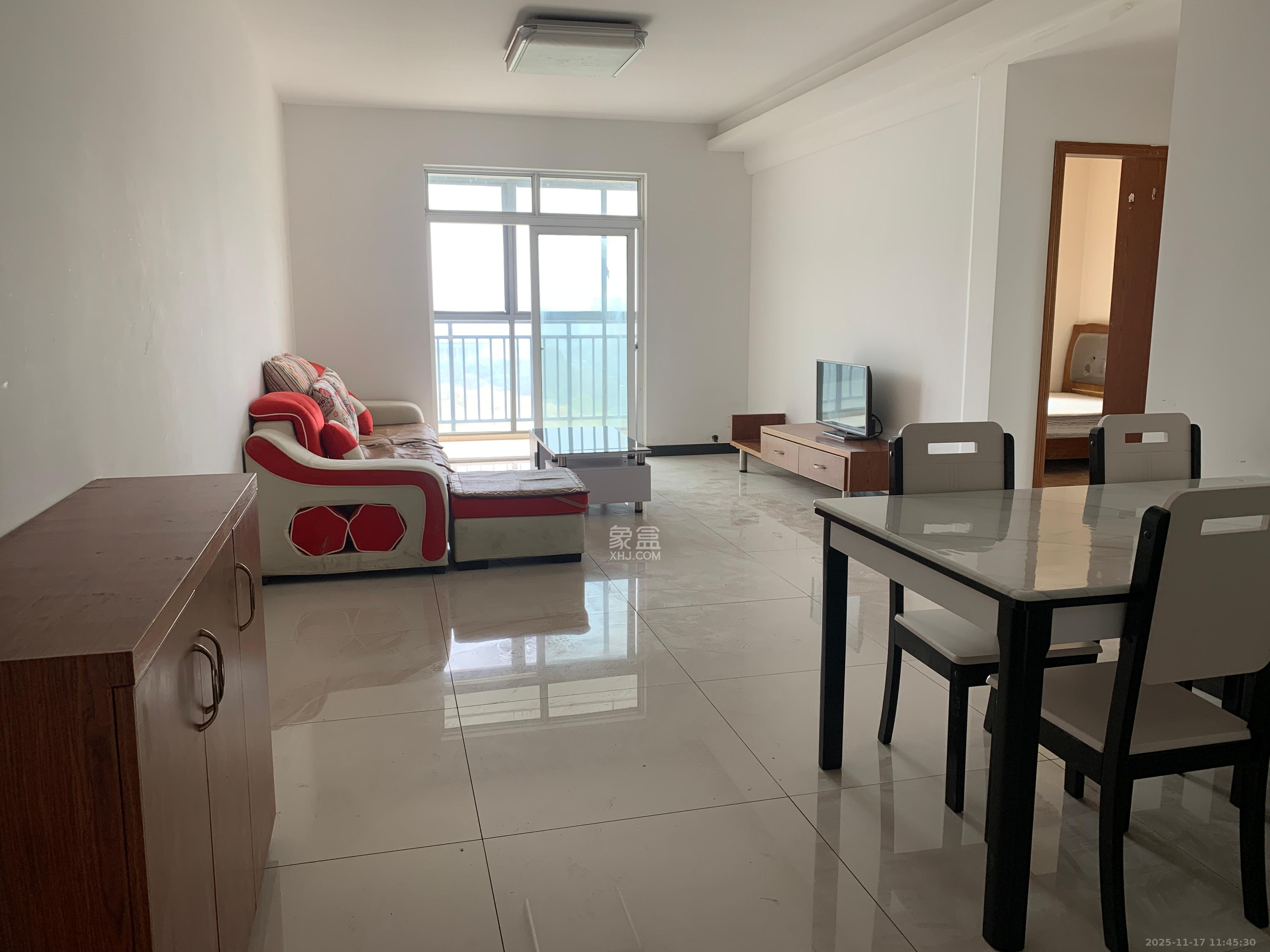 长城雅苑  2室1厅1卫    2000.0元/月