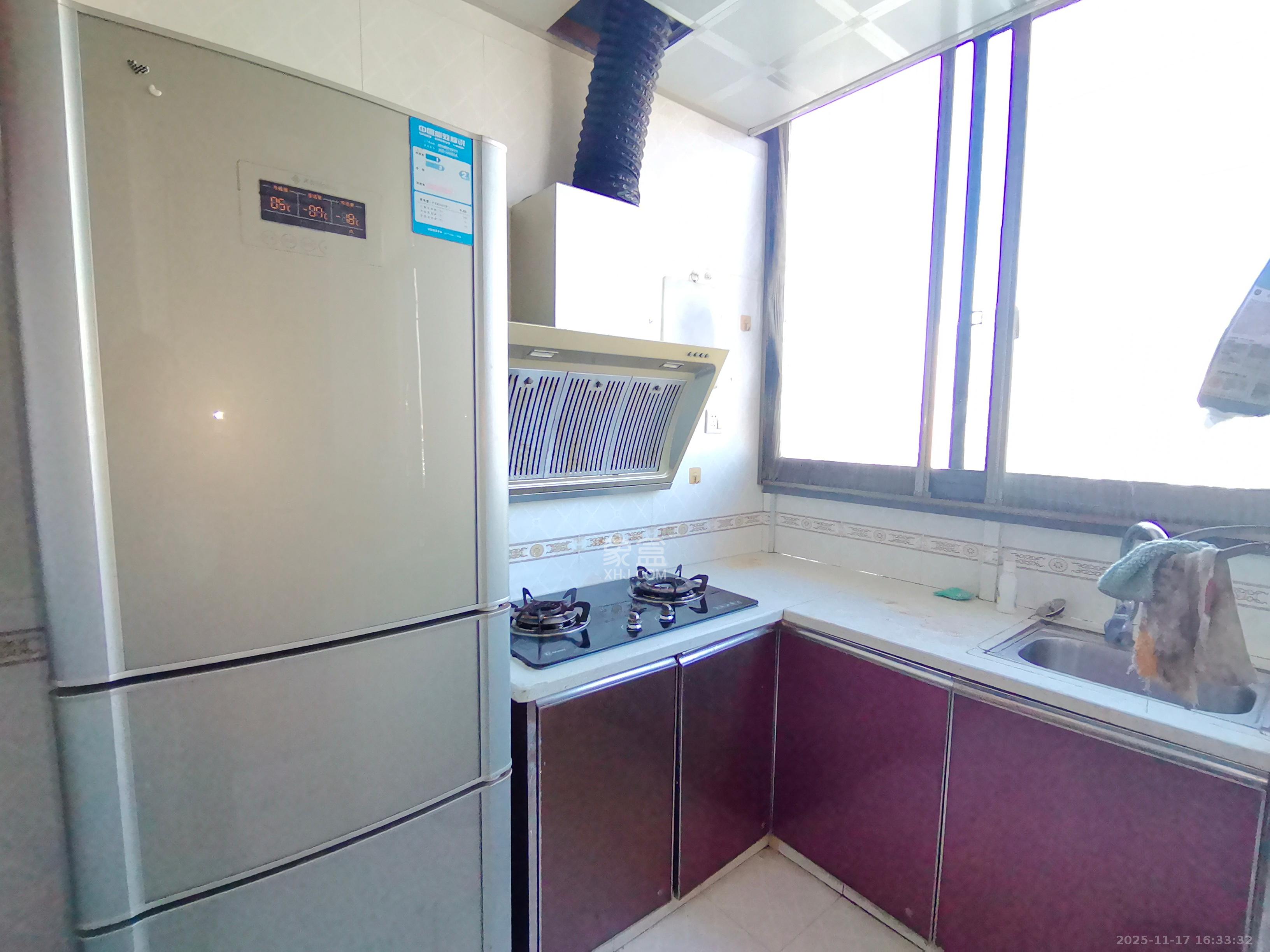 建鑫二期  1室1厅1卫    800.0元/月室内图